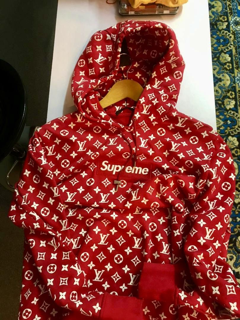 Louis Vuitton × Supreme Louis Vuitton X Supreme Hoodie Box Logo Size US M / EU 48-50 / 2 - 1 Thumbnail