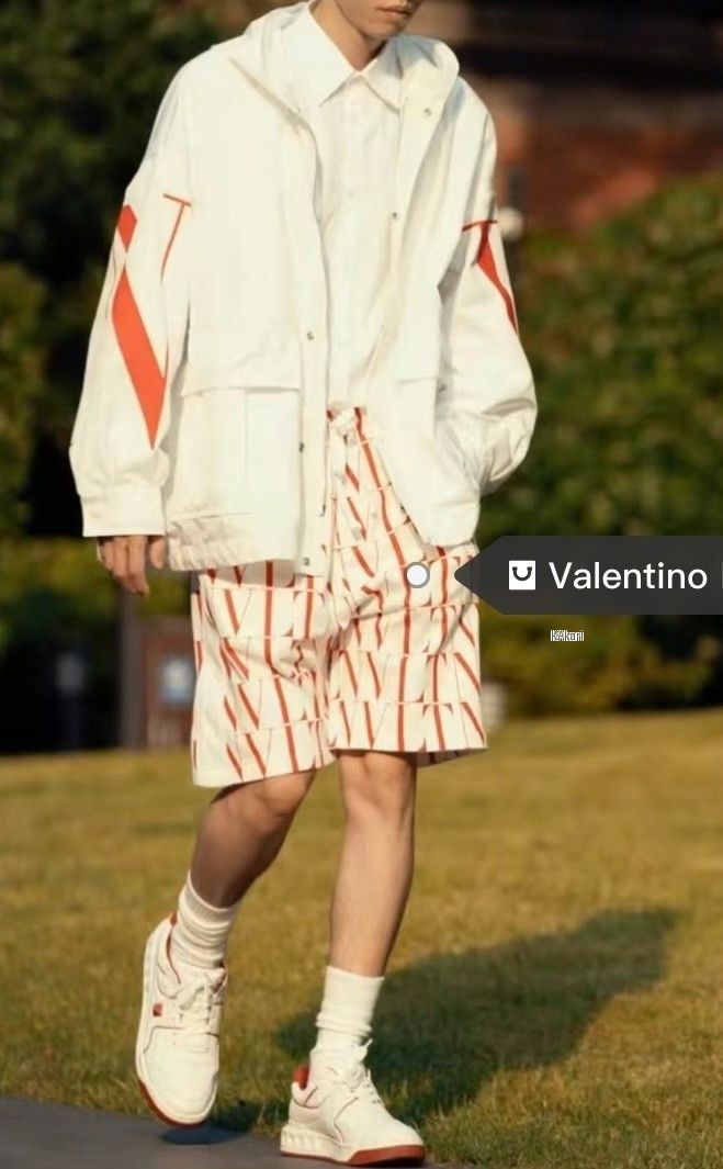 Valentino Valentino Red VLTN Print Shorts Size US 28 / EU 44 - 9 Thumbnail
