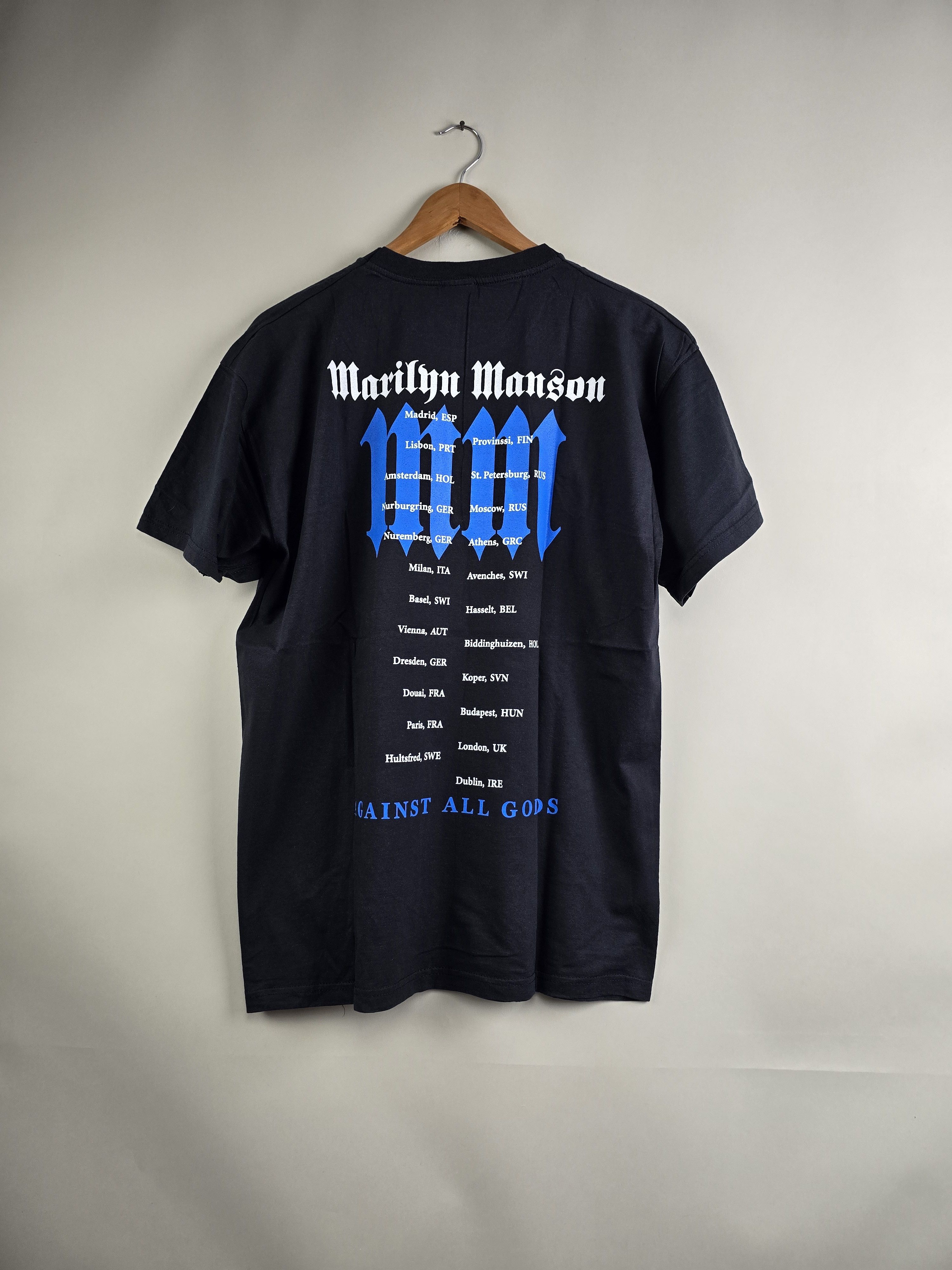 2004 Marilyn Manson Against All Gods L 21.5 29