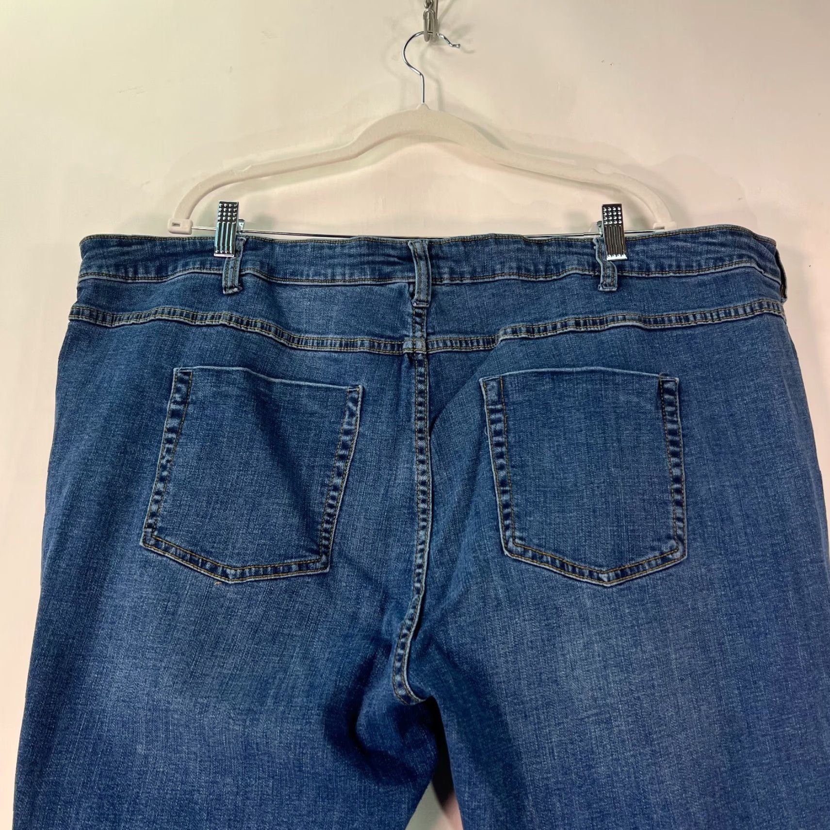 Vintage Denim 24/7 Plus Size 28W High Rise Beaded Cuffed Cropped Blue Denim Jeans for Women Size 28" / US 6 / IT 42 - 4 Thumbnail