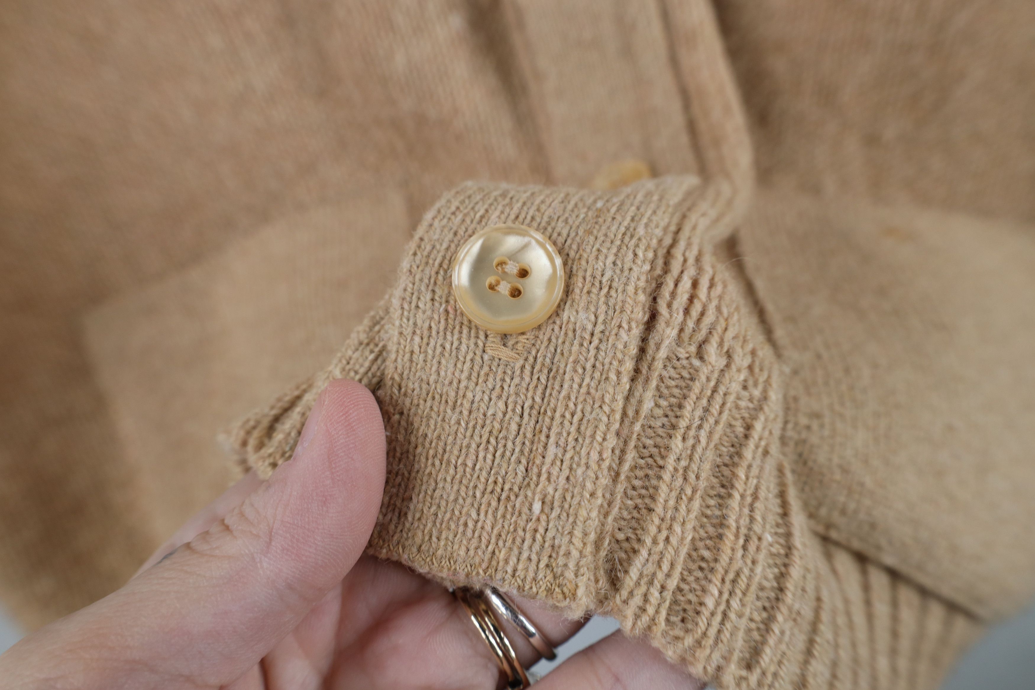 Vintage Vintage 70s Streetwear Ribbed Knit Cardigan Sweater Vest USA Size US L / EU 52-54 / 3 - 6 Thumbnail