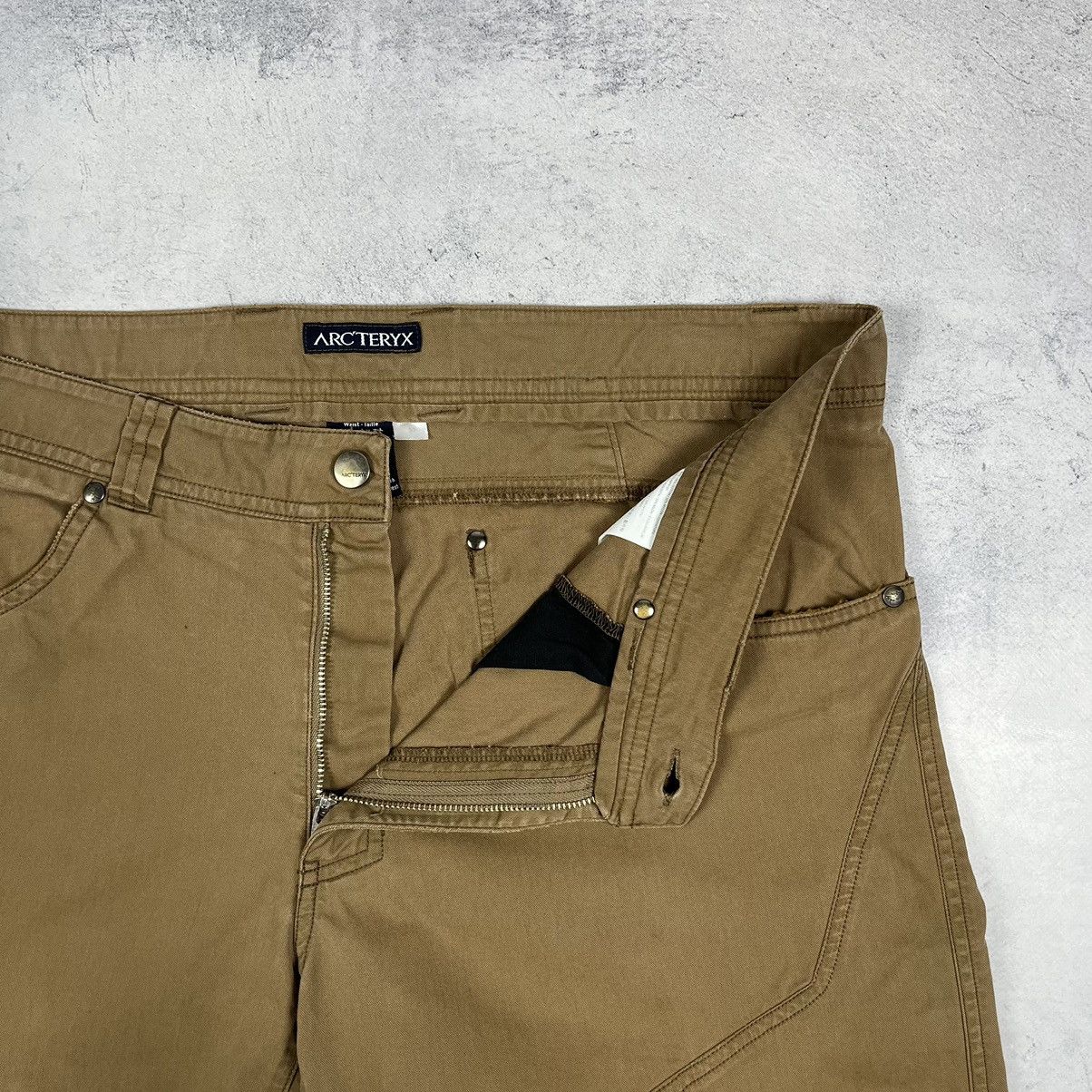 Arc'teryx Vintage Arc’teryx cargo gorpcore pants 90’s Size US 36 / EU 52 - 5 Thumbnail