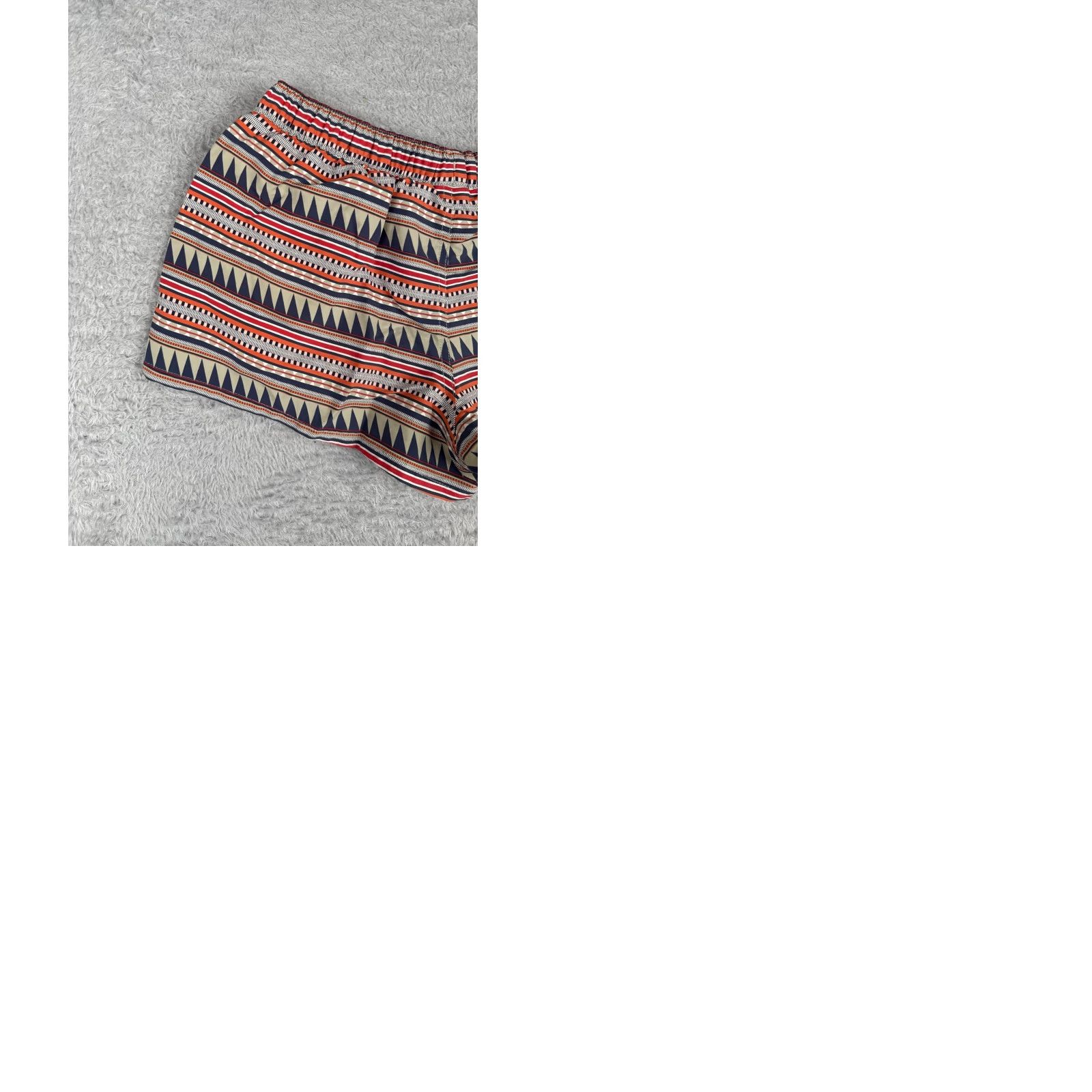 Patagonia Patagonia Shorts Women Medium Red Beige Tribal Southwest Pattern Baggies 2.5" Vintage No Size 32" / US 10 / IT 46 - 9 Thumbnail