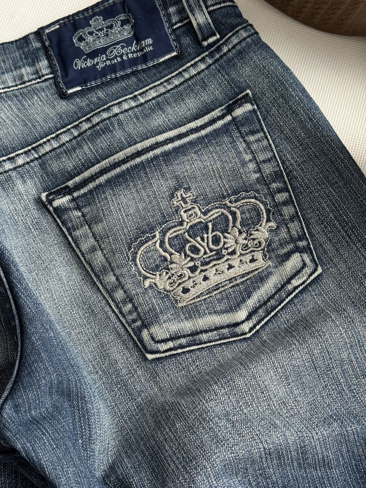 Victoria Beckham RARE VICTORIA BECKHAM FLARE JEANS Y2K If six was nine style Size 27" / US 4 / IT 40 - 16 Thumbnail