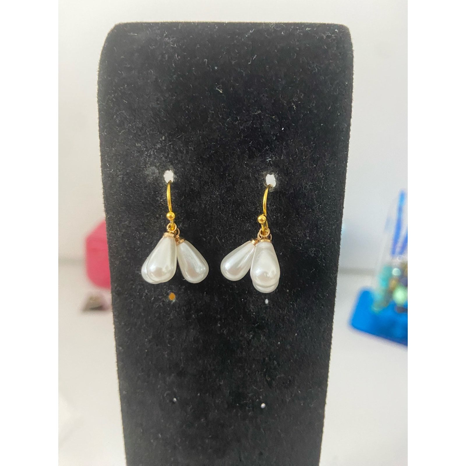 Handmade Faux pearl earrings gold tone Size ONE SIZE - 1 Thumbnail