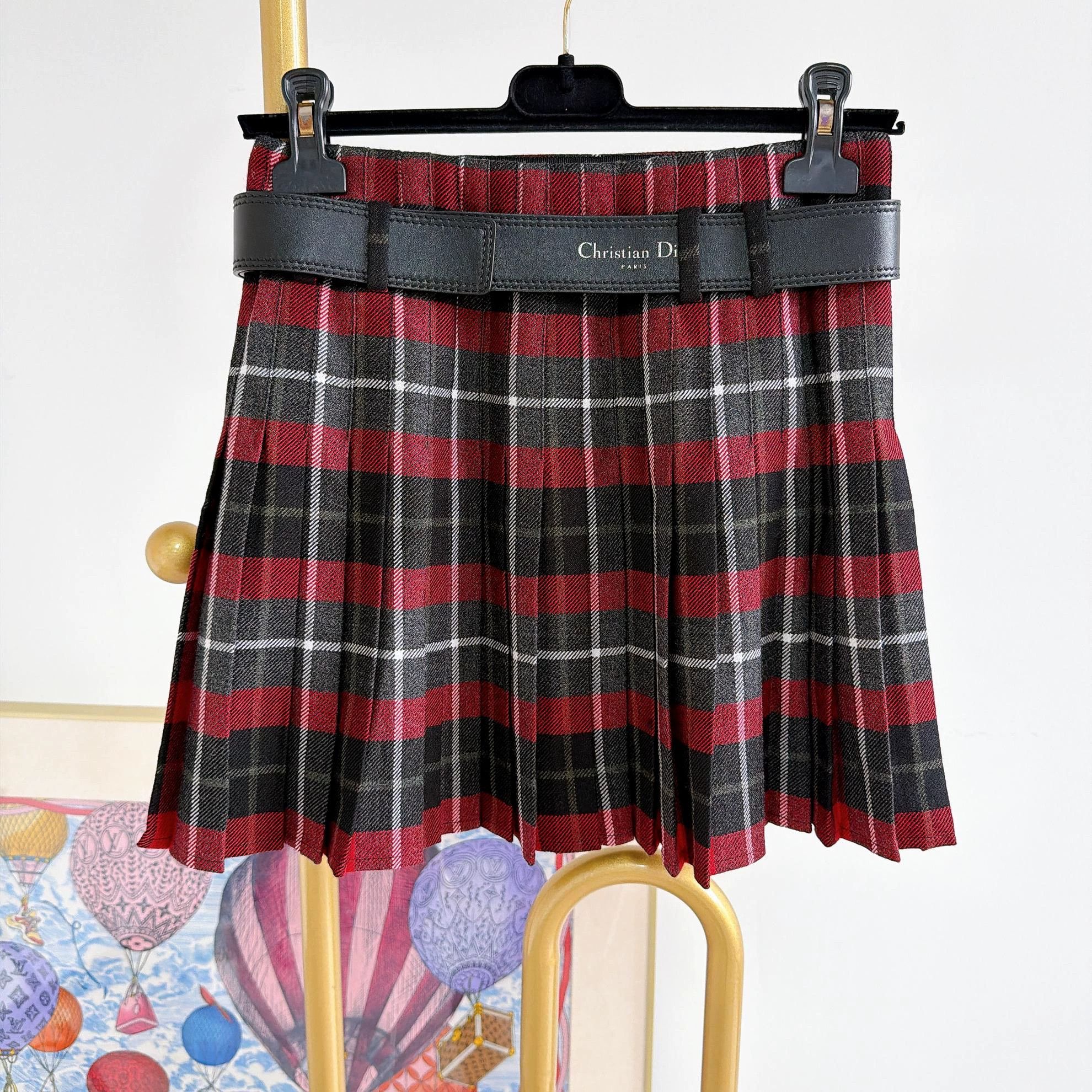 Christian Louboutin CD colorblock check wool pleated skirt F34 Size 25" / US 0 / IT 36 - 2 Thumbnail