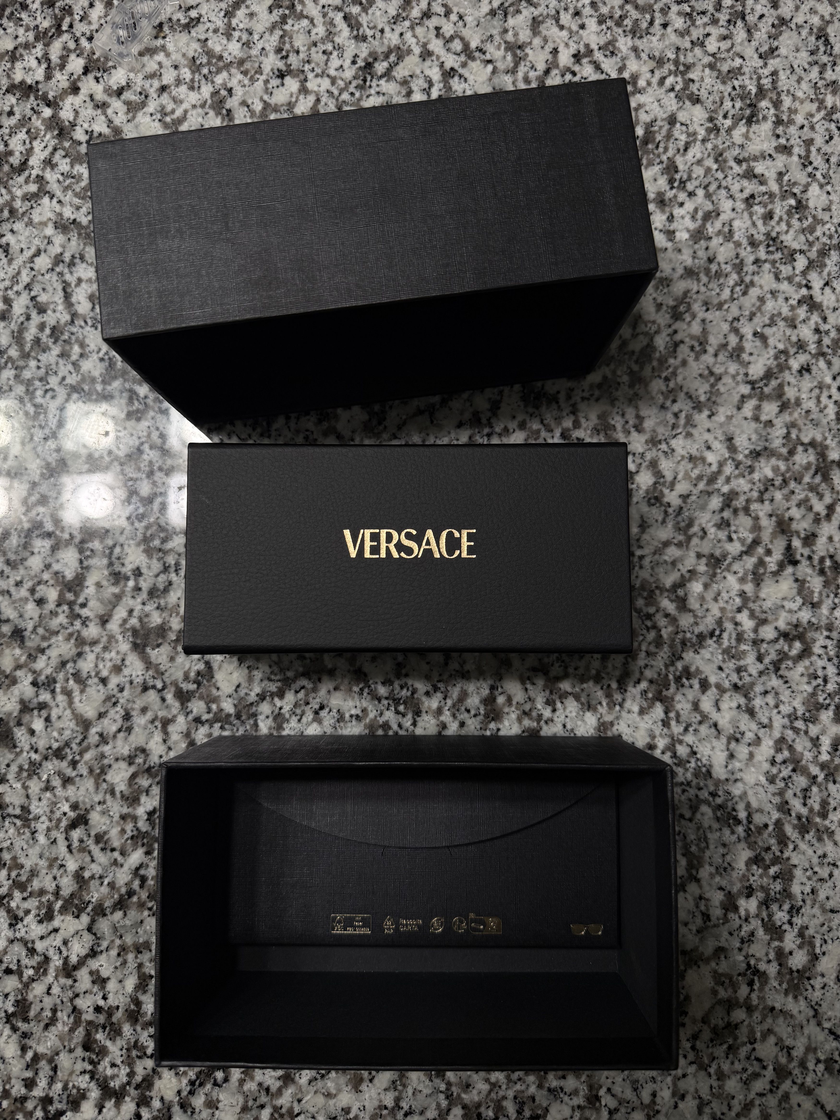 Versace VERSACE MEDUSA MEDALLION SHIELD SUNGLASSES Size ONE SIZE - 8 Thumbnail