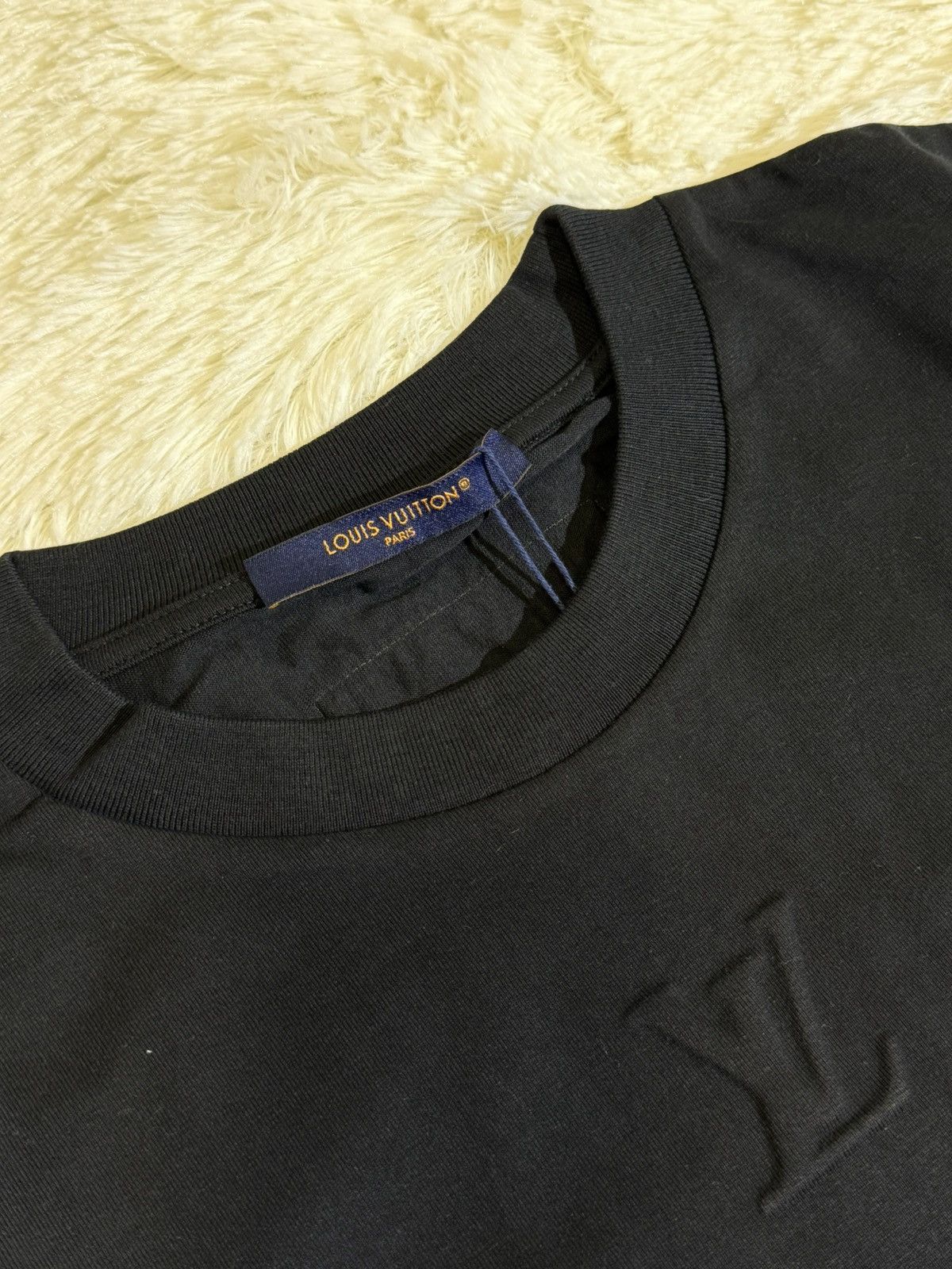 Louis Vuitton Louis vuitton black t shirt Size US S / EU 44-46 / 1 - 3 Thumbnail