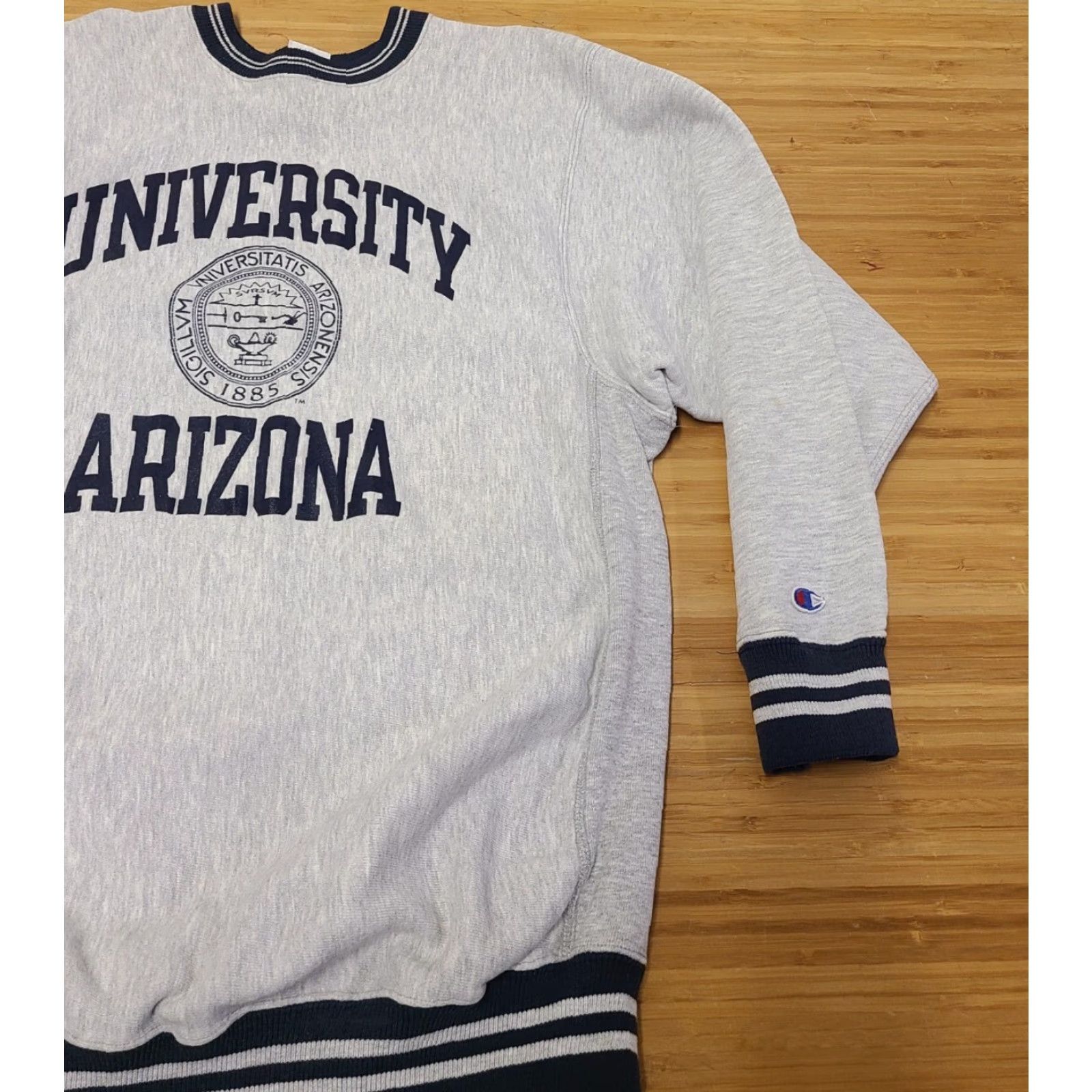 Champion VINTAGE Champion Reverse Weave Sweatshirt 2XL Gray University Arizona Mens Crew Neck Pullover Graphic Print 80s Size US XXL / EU 58 / 5 - 2 Thumbnail