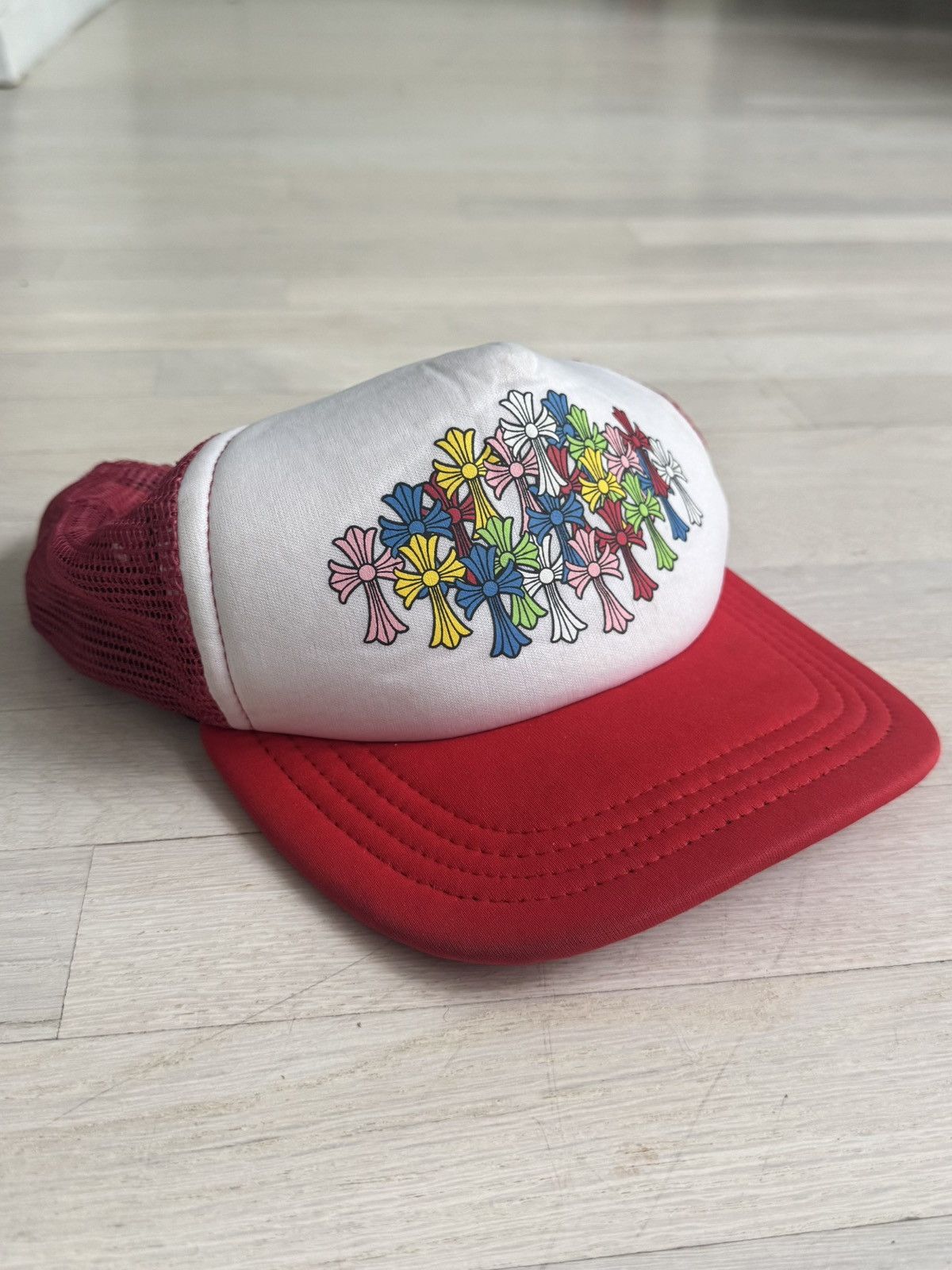 Chrome Hearts Red Multicolor Cross King Taco Trucker Hat Size ONE SIZE - 1 Thumbnail