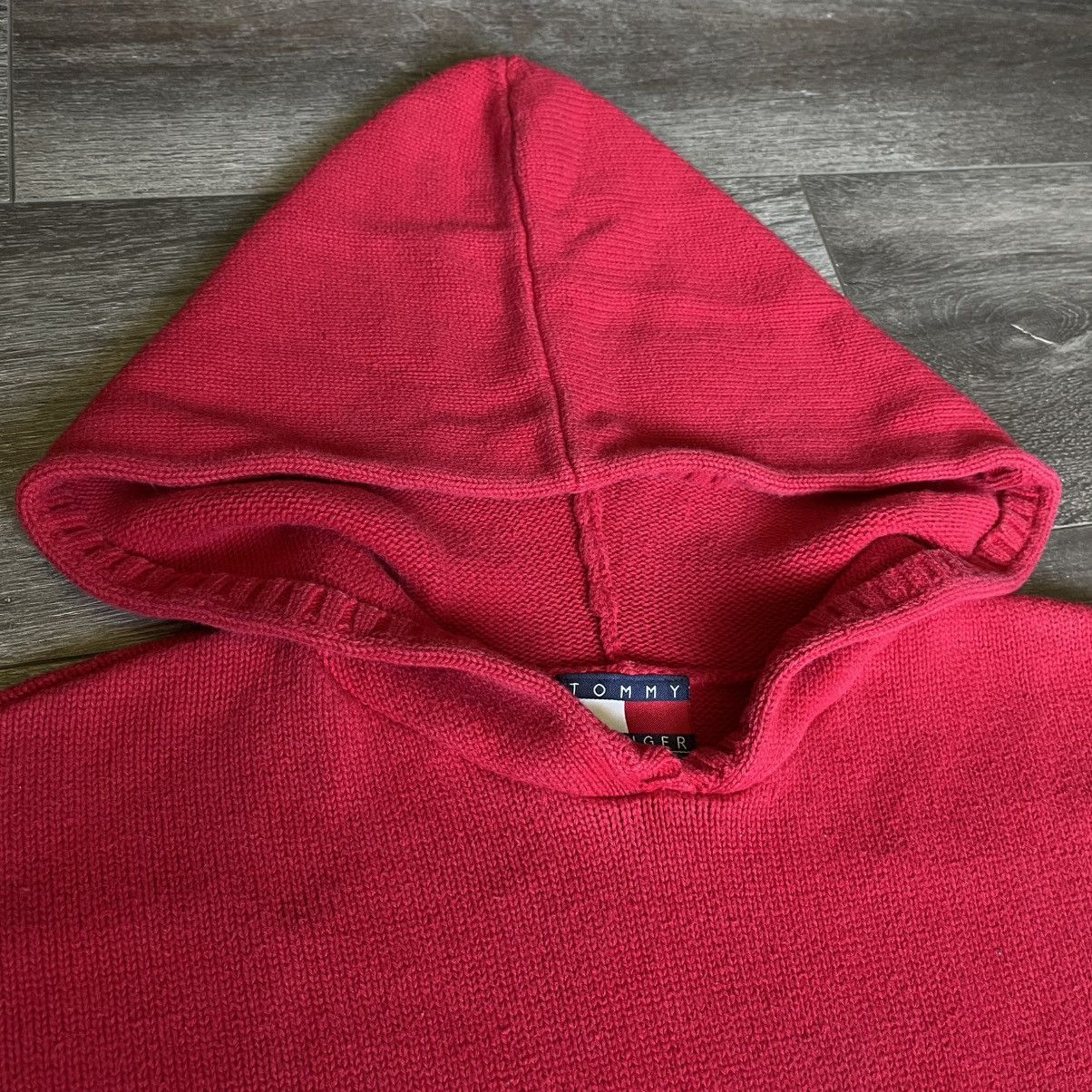 Tommy Hilfiger × Vintage Vintage 1990s Tommy Hilfiger Embroidered Logo Sweater Hoodie Size US L / EU 52-54 / 3 - 3 Thumbnail