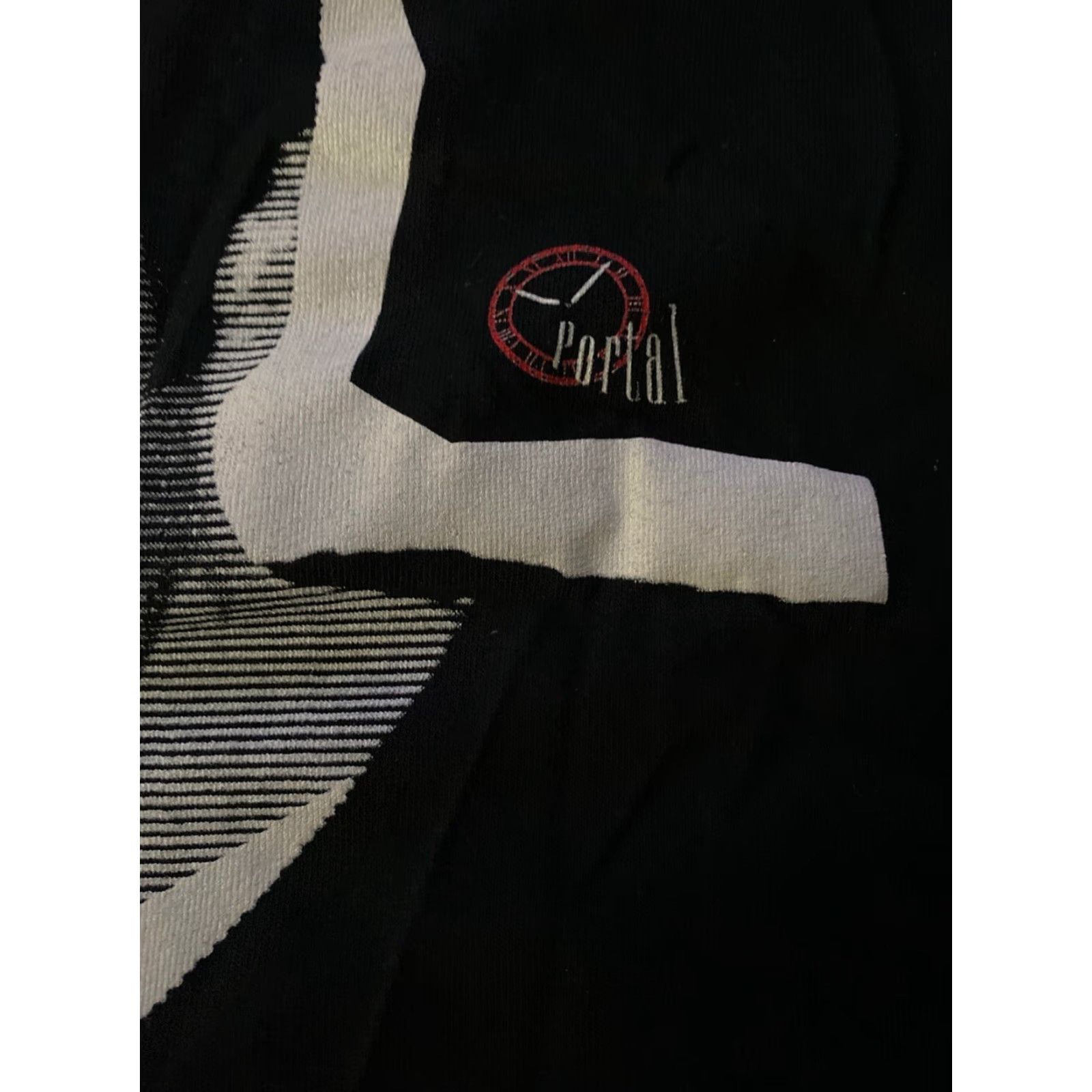 Anvil VINTAGE David Copperfield Portal Tour Rare Print Crewneck T-Shirt S Black 90s Graphic Tee Mens Graphic 90s David Copperfield Portal Tour VINTAGE Size US S / EU 44-46 / 1 - 3 Thumbnail