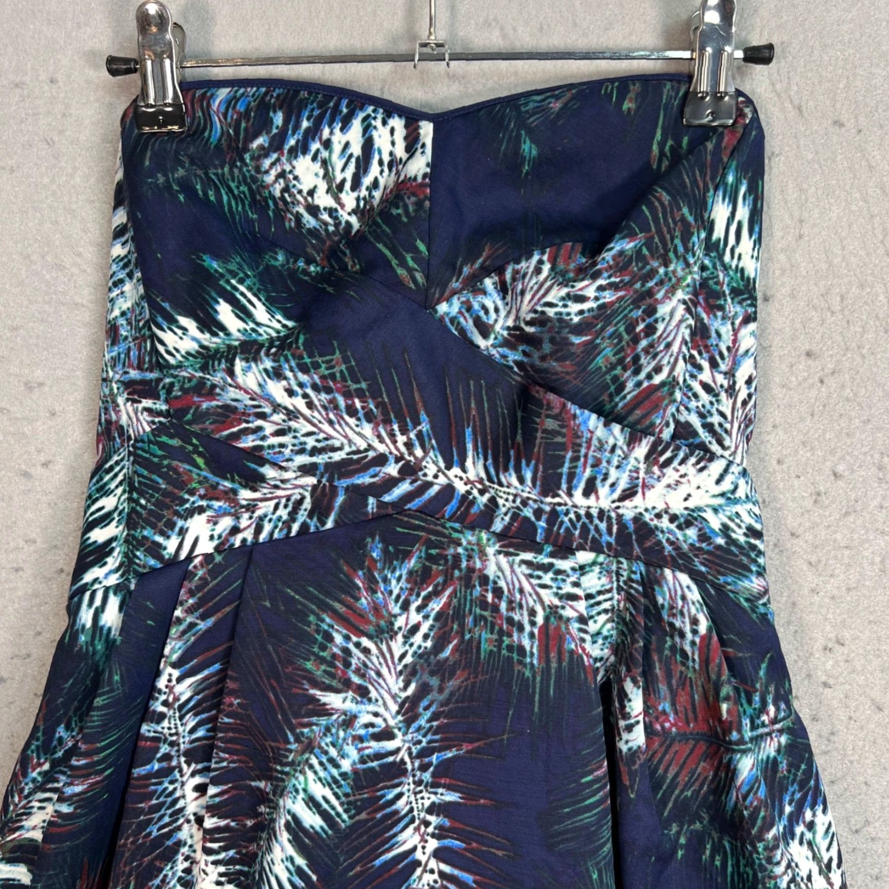Club Monaco Club Monaco Strapless Dress Adult Womens 2 Blue Tropical Print Mini Sleeveless Party Cocktail Womens Size XS / US 0-2 / IT 36-38 - 5 Thumbnail