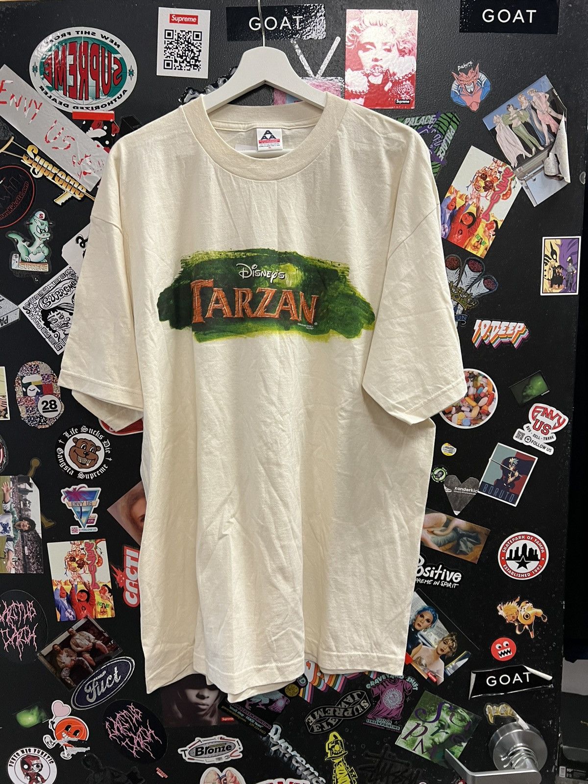 Vintage Vintage Disney Tarzan Cinemark Movie Promo Shirt Size US XL / EU 56 / 4 - 1 Thumbnail