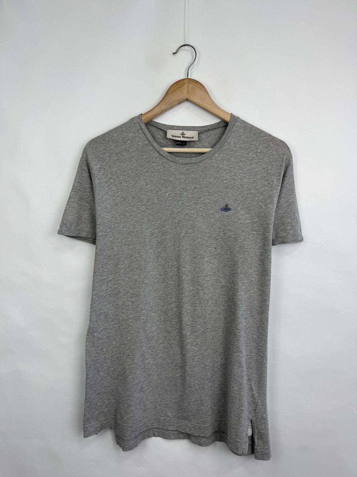 Vivienne Westwood Vivienne Westwood Luxury T-Shirt Rare Retro Hype Y2K Size US L / EU 52-54 / 3 - 3 Thumbnail