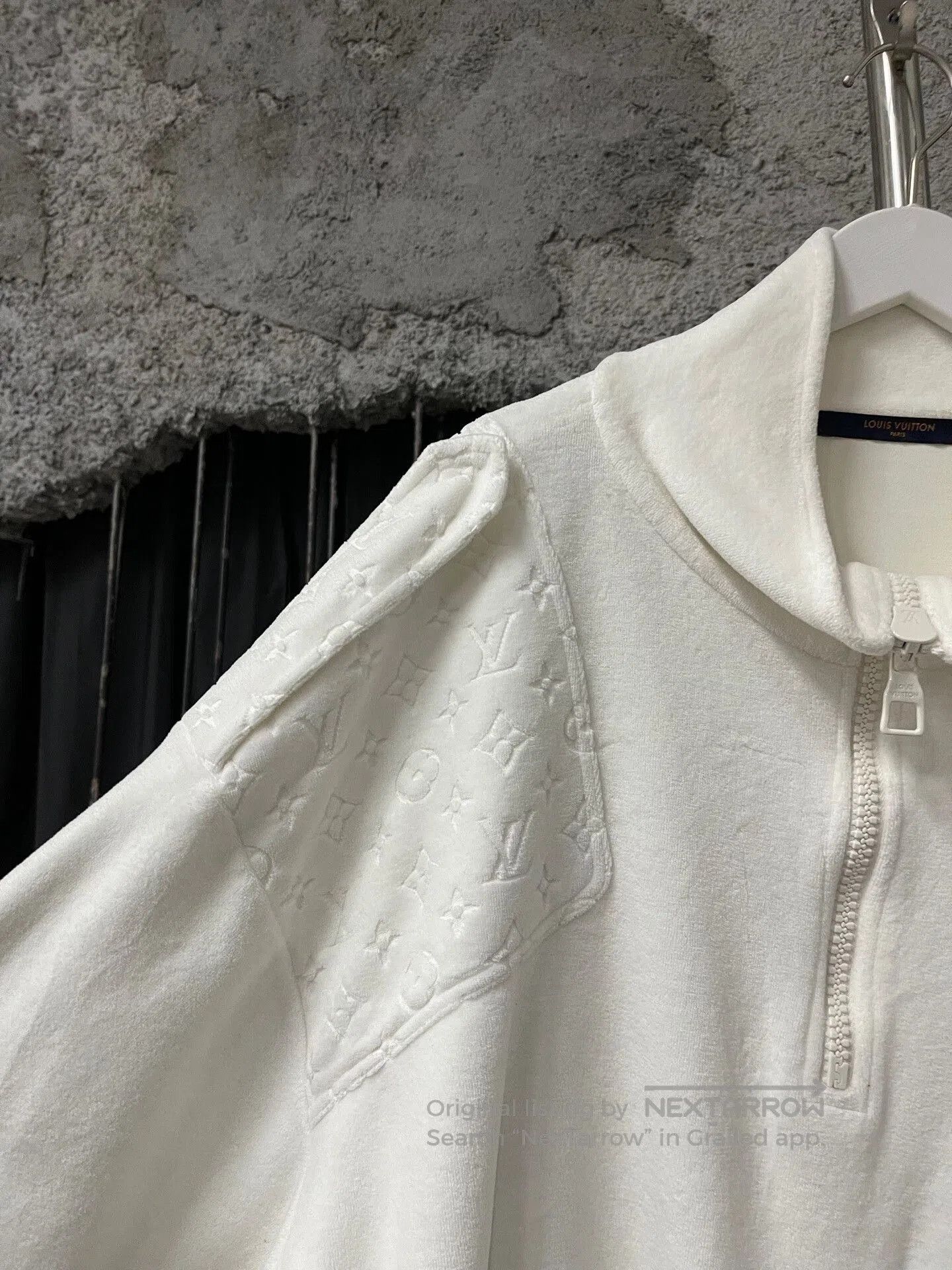 Louis Vuitton louis vuitton velvet half-zip sweatshirt. Size US L / EU 52-54 / 3 - 5 Thumbnail
