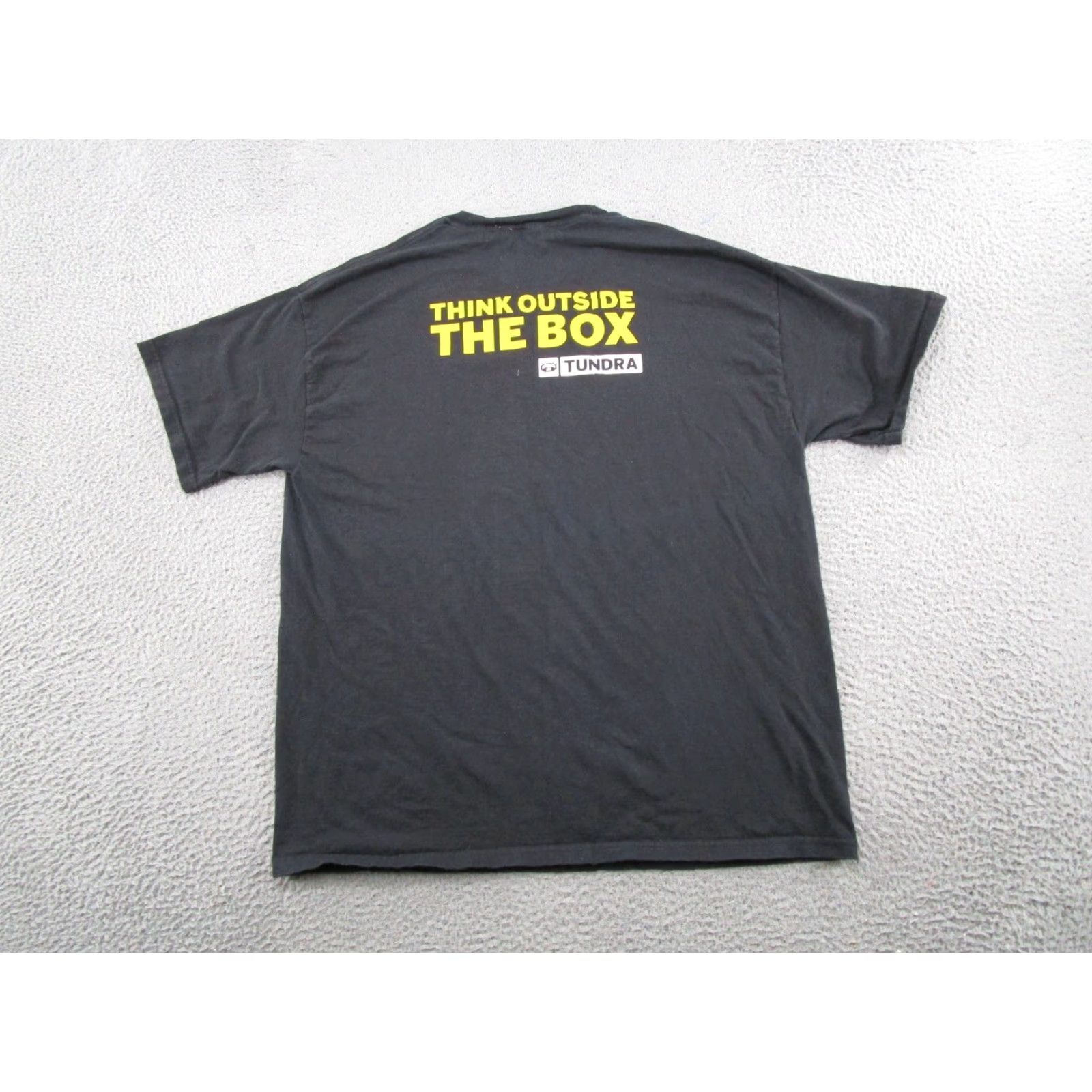 Hanes VINTAGE Weather Guard Tool Box Toyota Tundra T-Shirt Hanes Mens XL Black Crew Neck Short Sleeve Shirt Size US XL / EU 56 / 4 - 2 Thumbnail