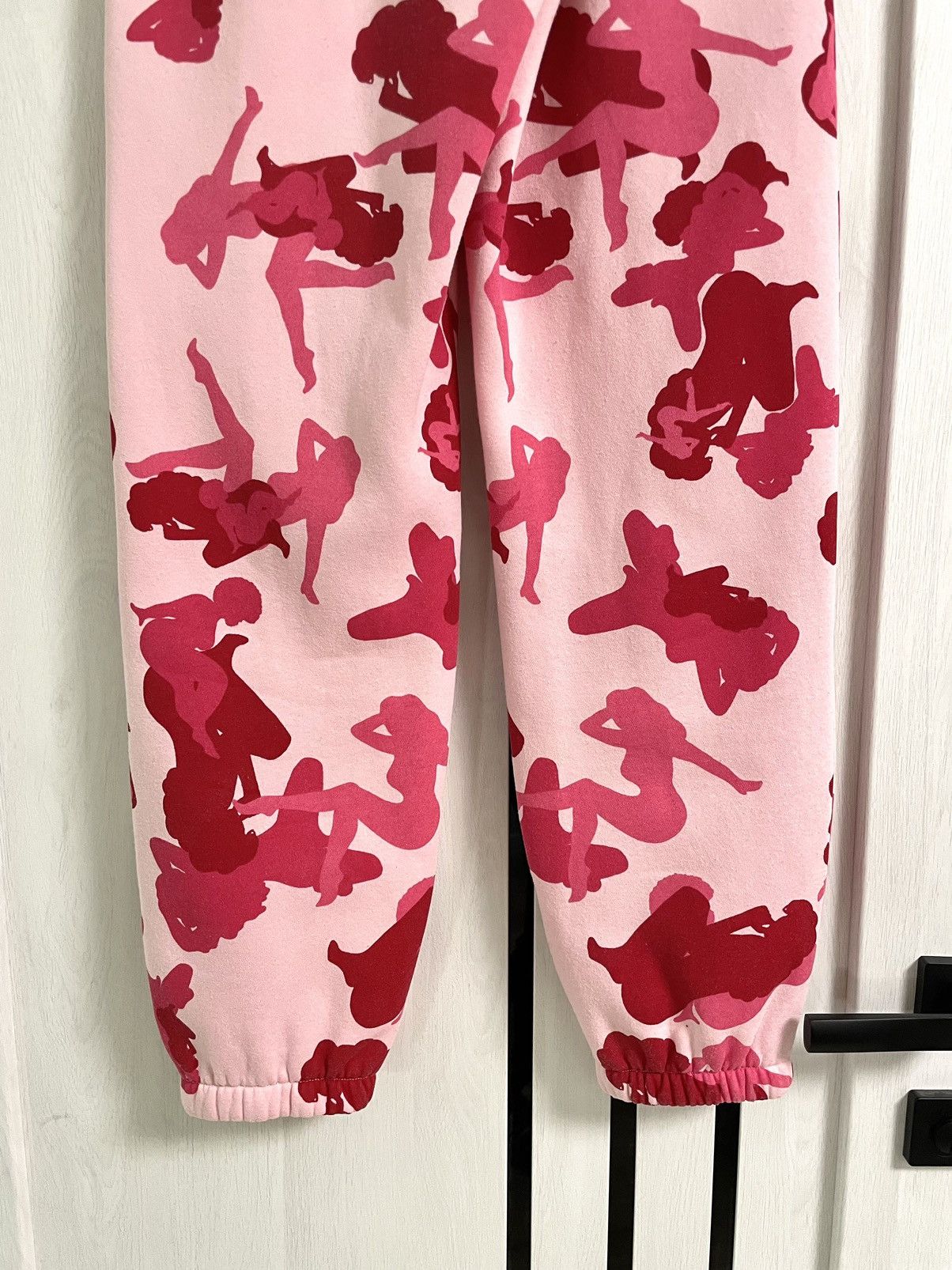 Named Collective Named Collective Unrealistic Ideals Sweatpants Joggers W XS Size 24" / US 00 / IT 34 - 13 Thumbnail