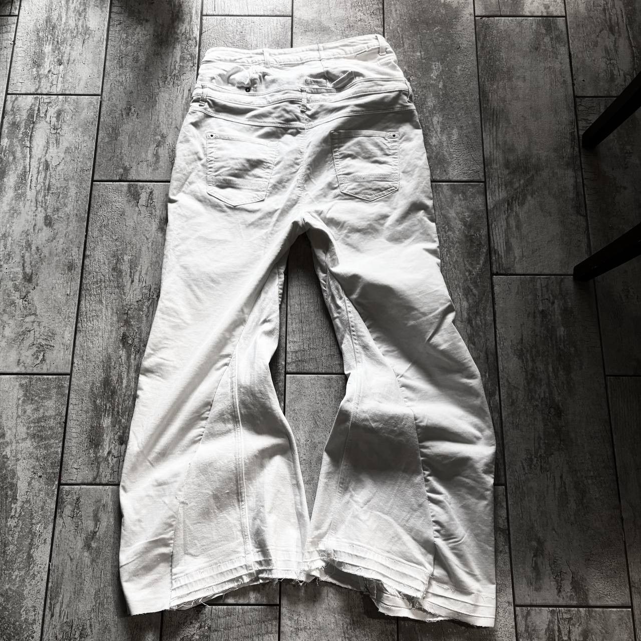 Japanese Brand Custom white Baggy Distressed Jeans Painted Wide Leg Size US 31 - 4 Thumbnail