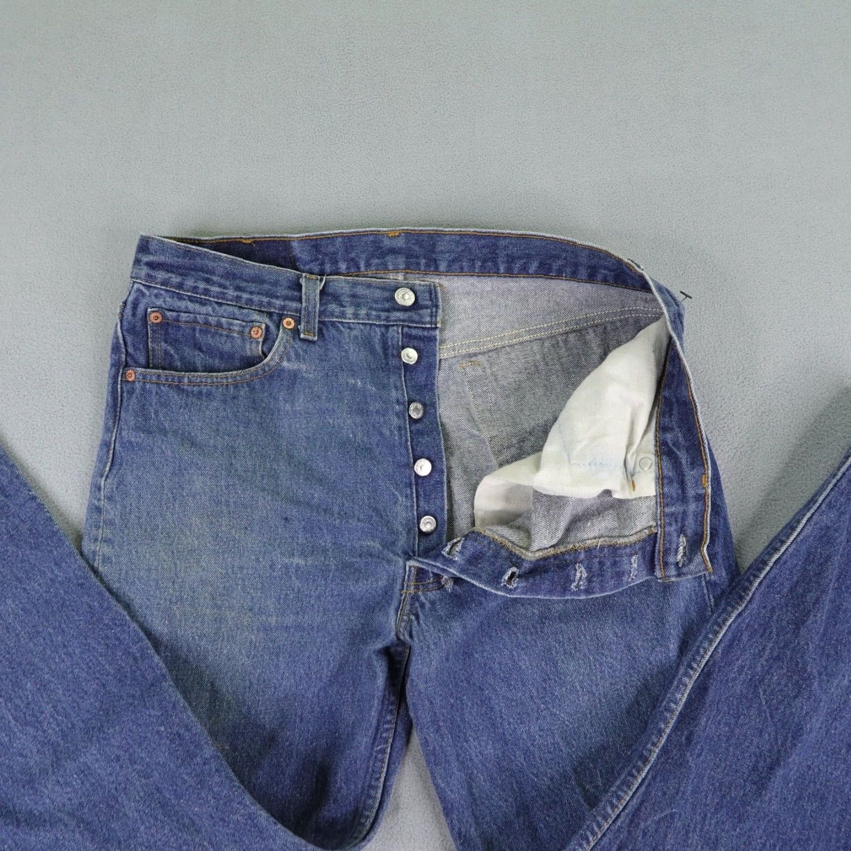 Levi's VINTAGE Levi's 501 Jeans Men 36x32 Blue Denim Straight Leg 80s Size US 33 - 7 Thumbnail