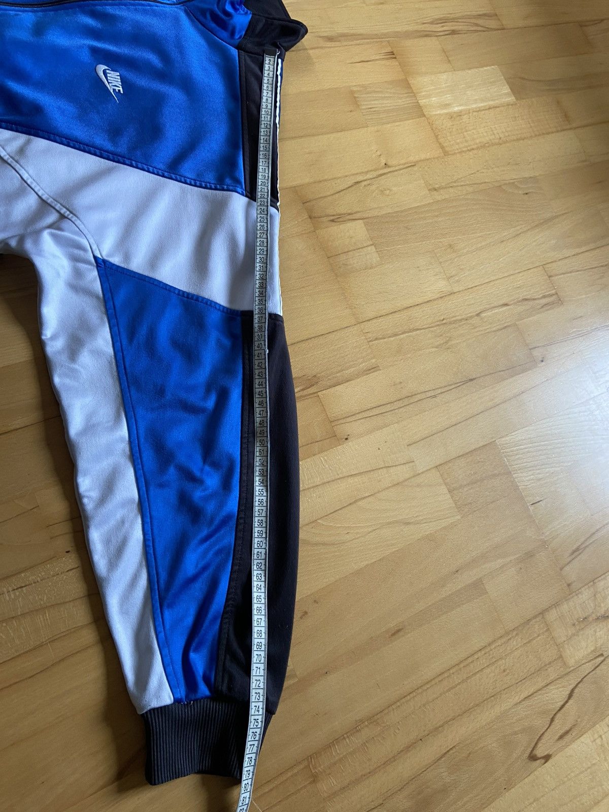 Nike Vintage Nike Swoosh Zip Hoodie, blue Size US L / EU 52-54 / 3 - 23 Thumbnail