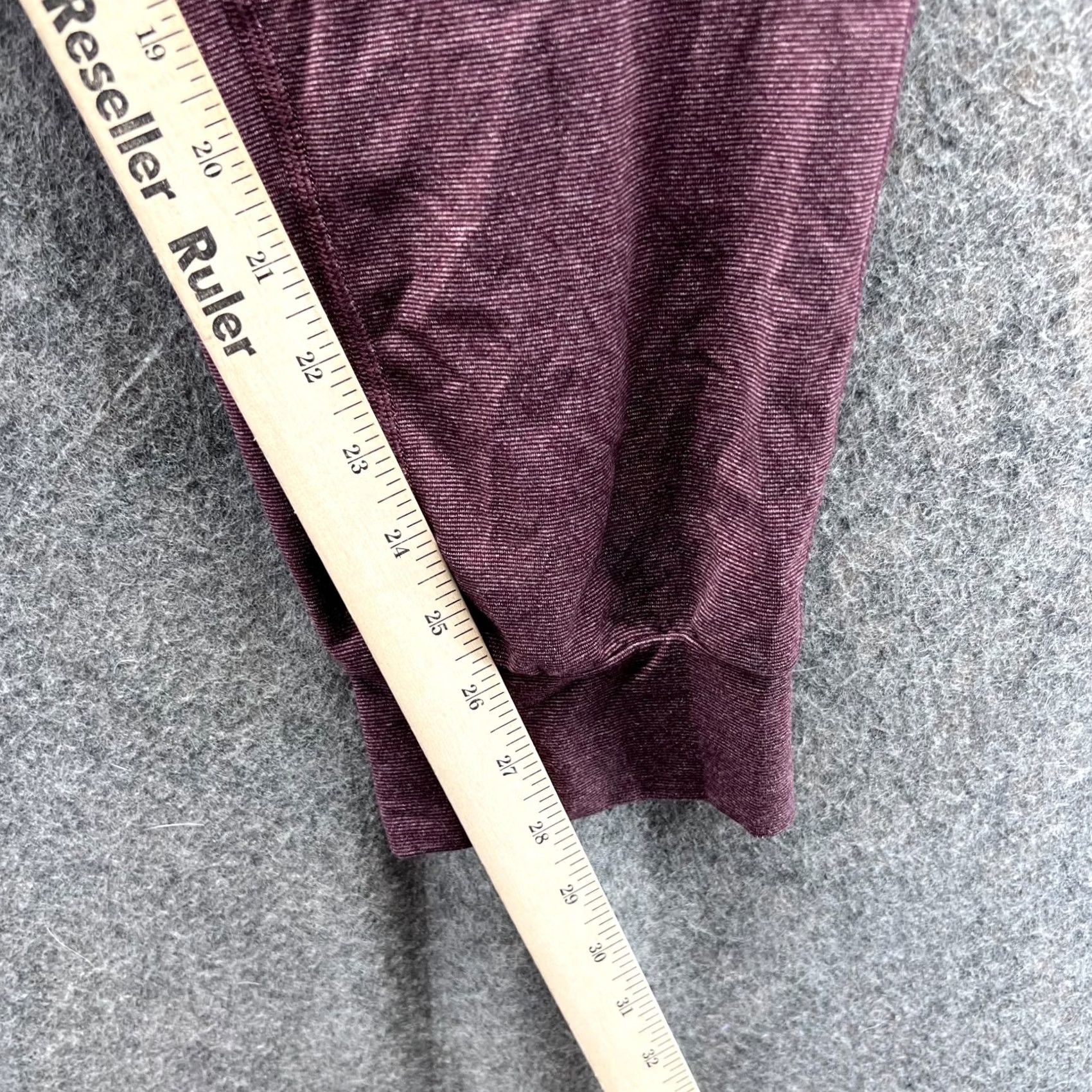 Under Armour Under armour Jogger Womens XL Purple Women Athletic Stretch Tapered Down Town Size 40" / US 18 - 4 Thumbnail