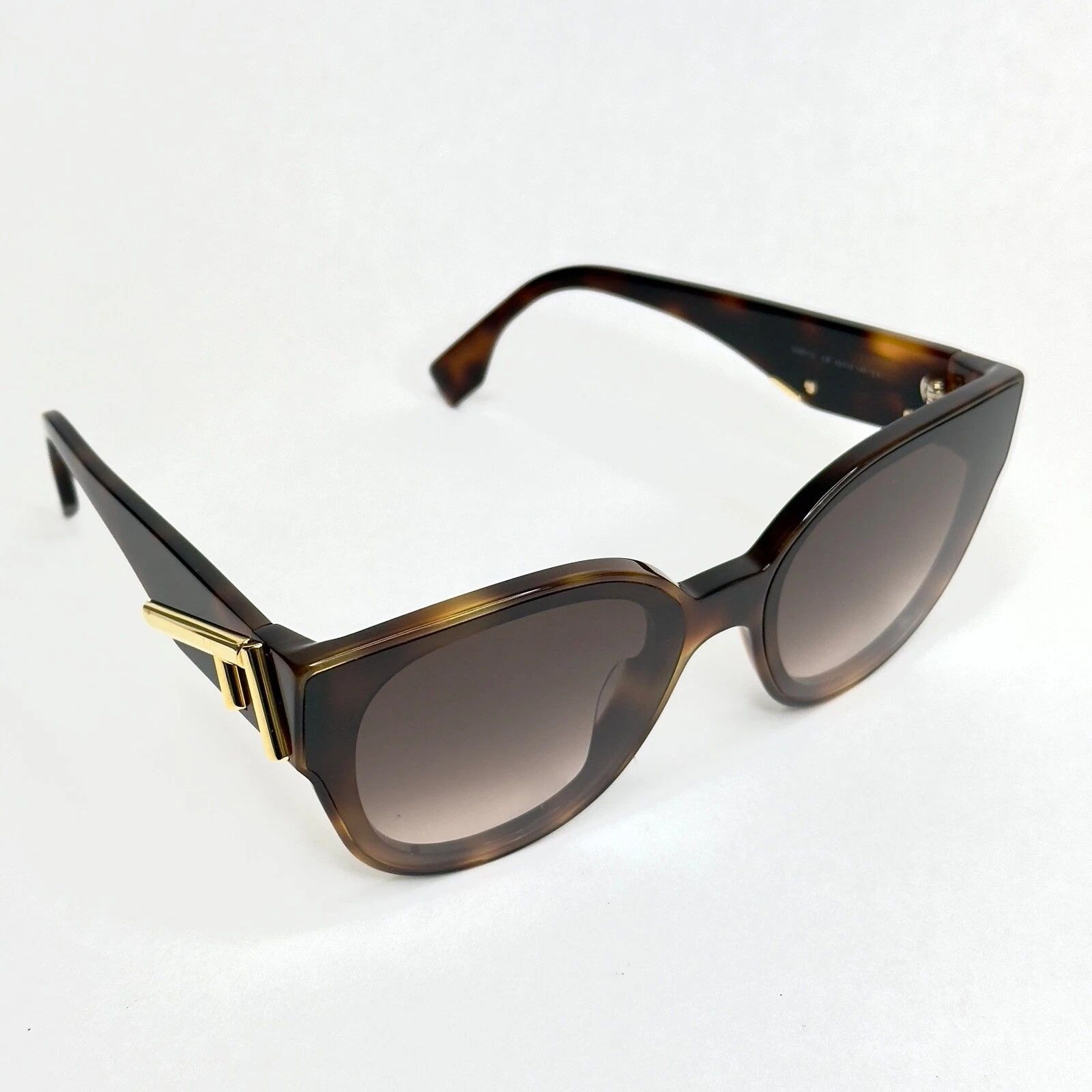Fendi FENDI FIRST 40111 Diagonal Logo Sunglasses FE40111I 53F Size ONE SIZE - 6 Thumbnail