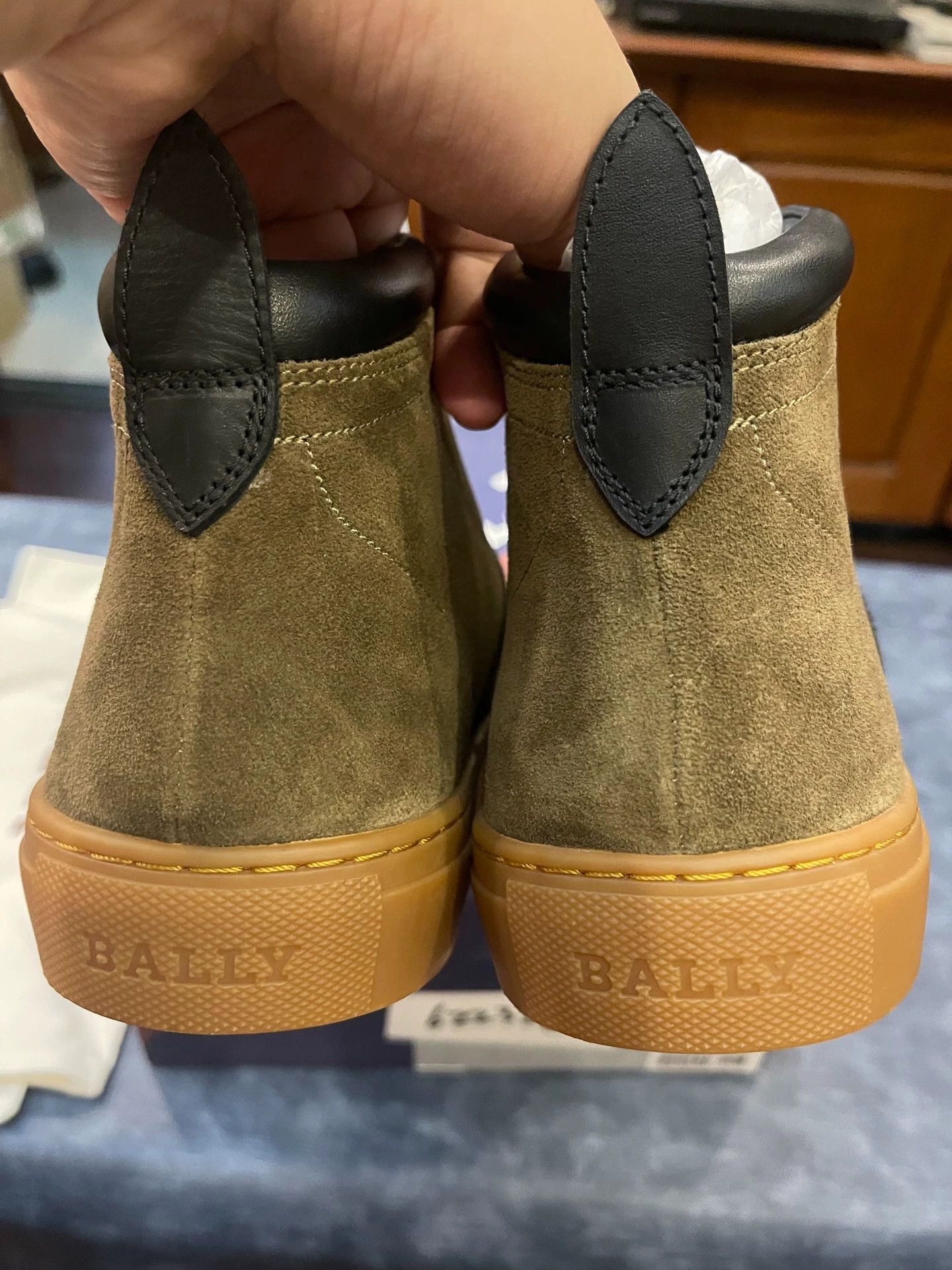 Bally Bally Mid-Top Suede Sneakers 42.5/43.5 Size US 9.5 / EU 42-43 - 5 Thumbnail