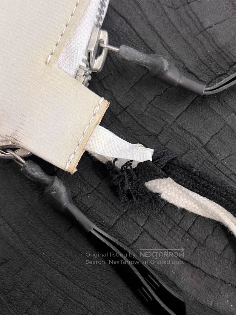 Boris Bidjan Saberi Boris Bidjan Saberi 3M reflective card holder with zip clo Size ONE SIZE - 4 Thumbnail