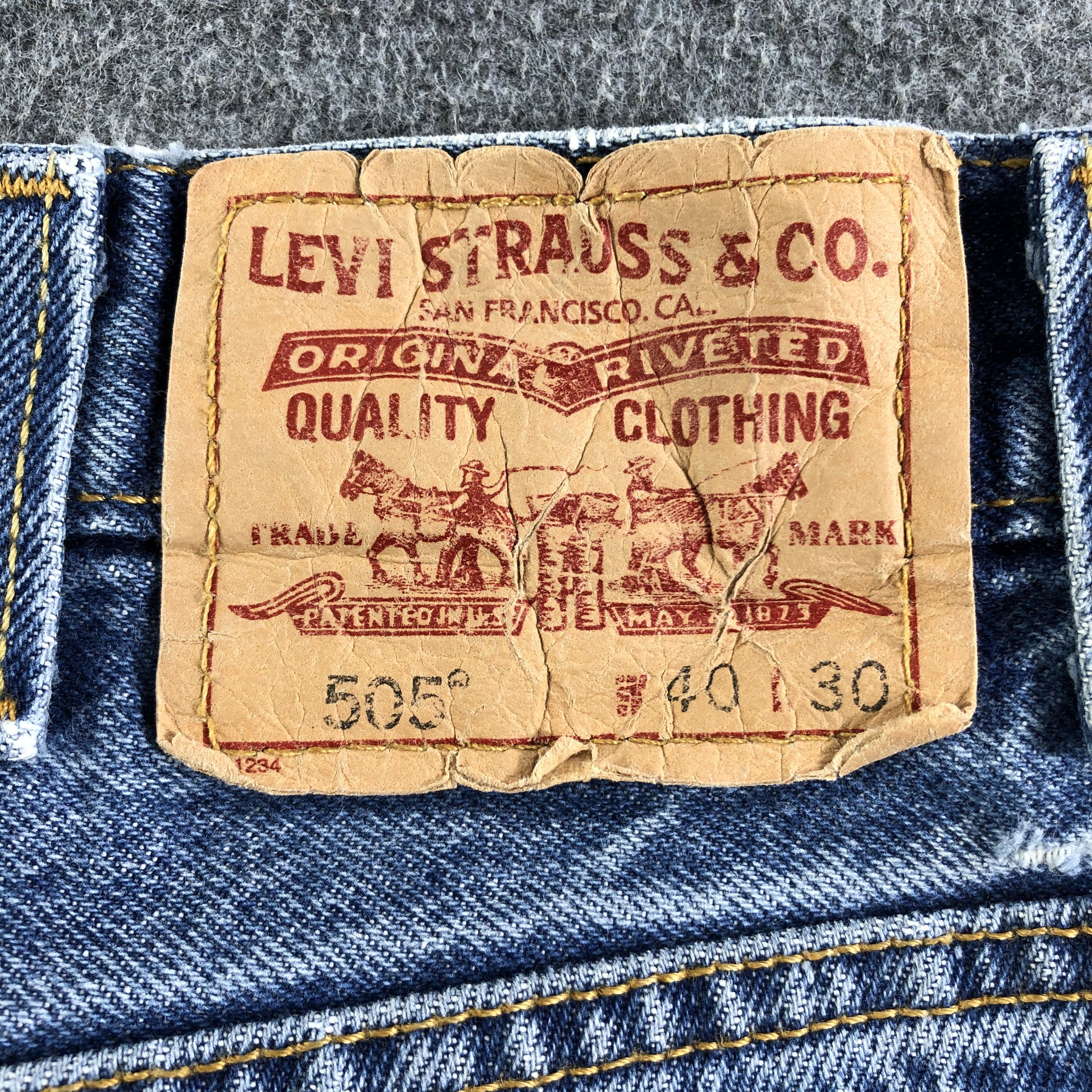 Vintage Blue Wash Levis 505 Jeans-J3118