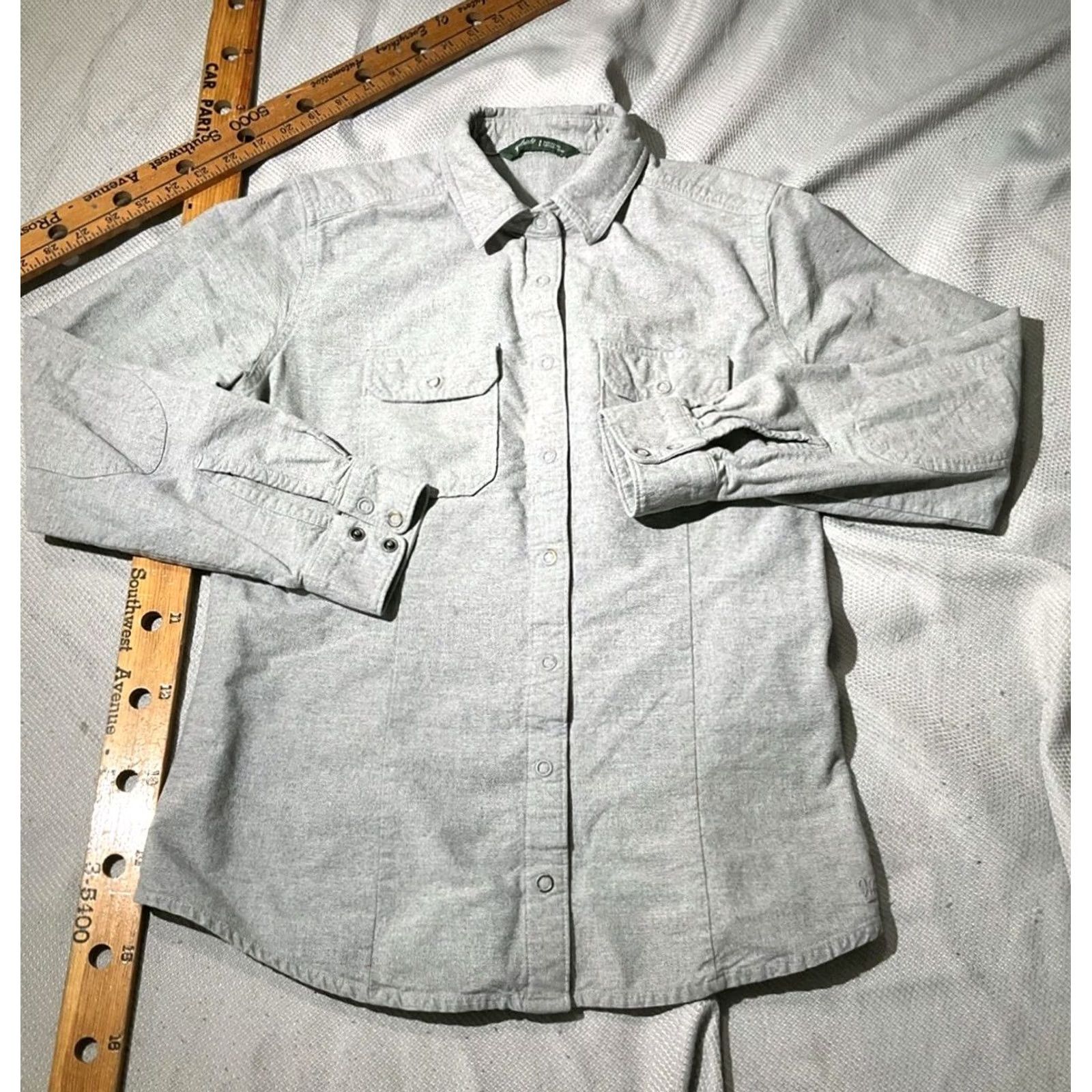 Vintage Woolrich Shirt Womens Medium Gray Pearl Snap Button-Up Flannel Chamois 100% Cotton Casual Preppy Basic Size M / US 6-8 / IT 42-44 - 3 Thumbnail