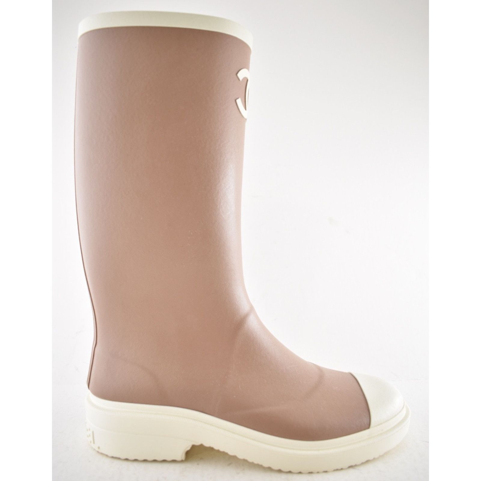 Chanel Chanel Beige White CC Logo Rubber Rain Boots 41 Size US 10 / IT 40 - 3 Thumbnail