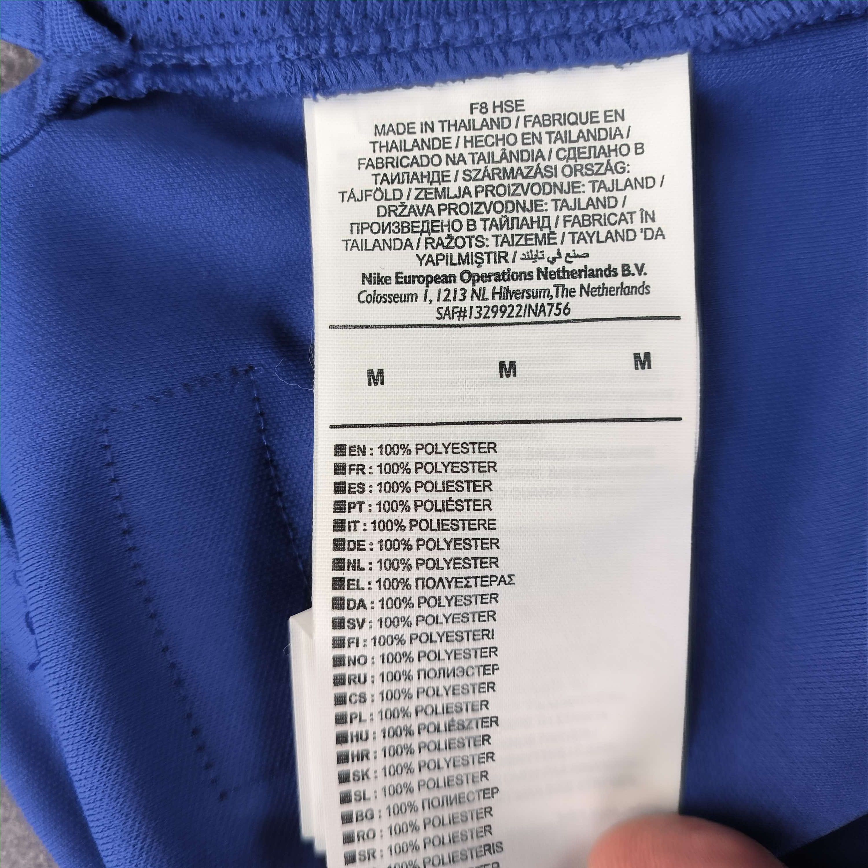 Nike Chelsea 2018-19 Nike training football jersey shirt size M Size US M / EU 48-50 / 2 - 6 Thumbnail