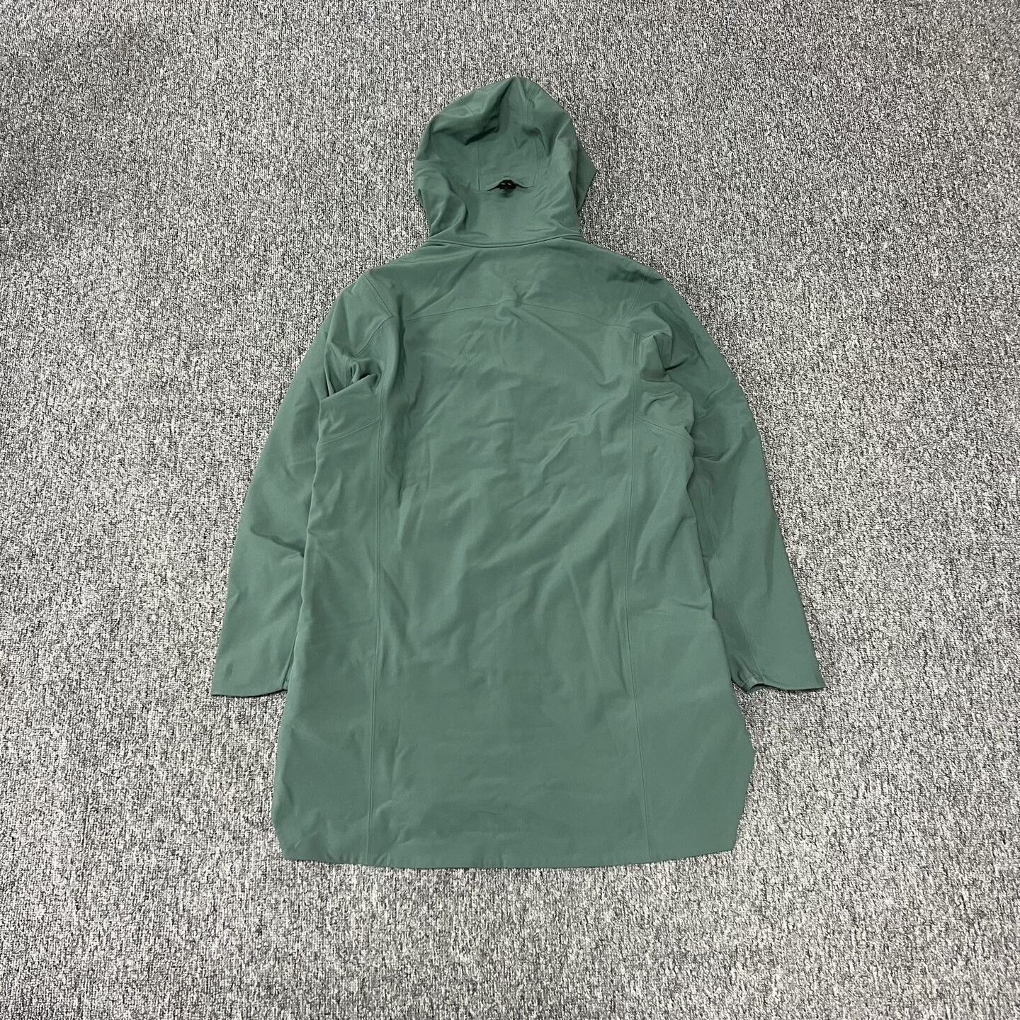 Arc'teryx Gamma Mid-Length Softshell Coat in Green, Women's — image 2 of 6