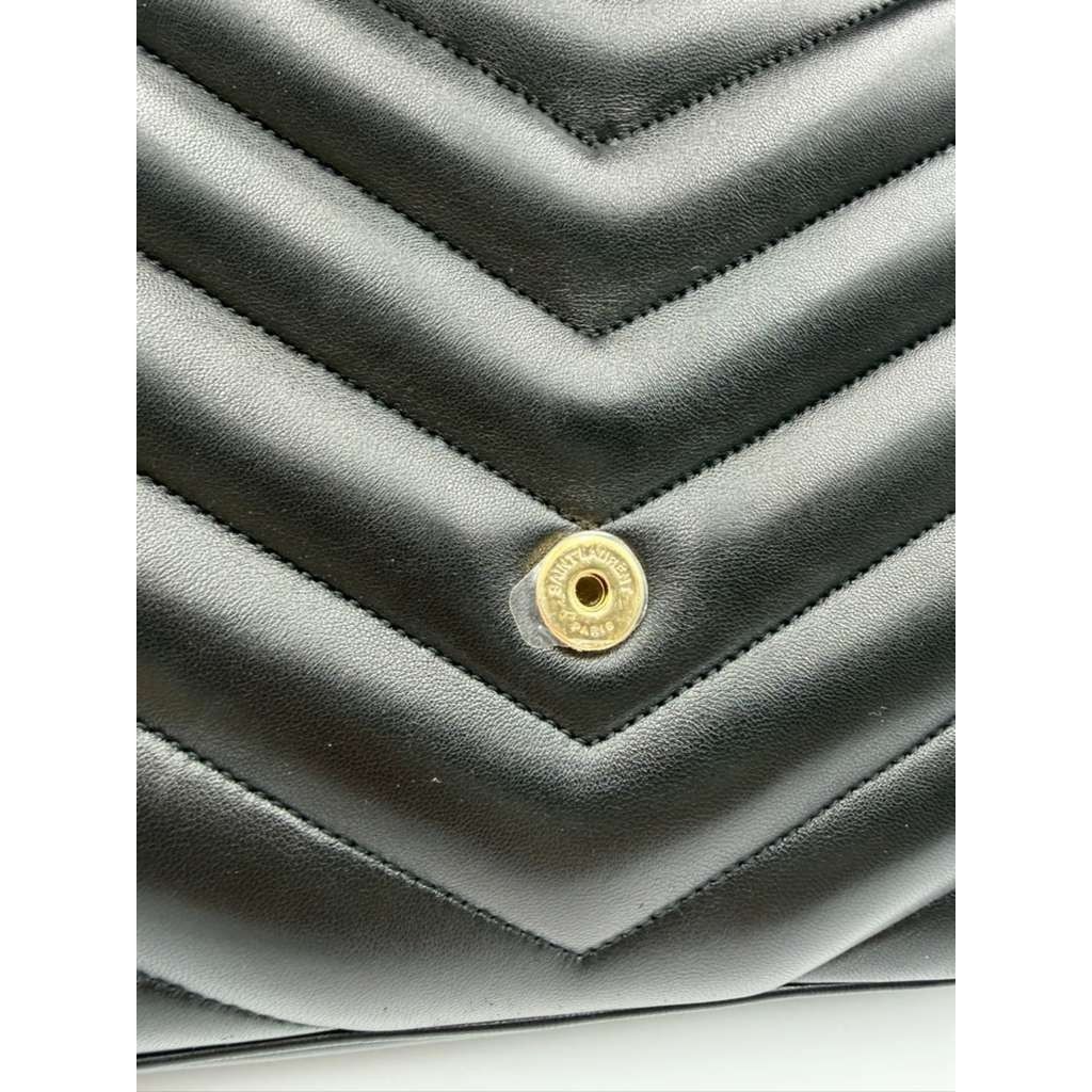 Saint Laurent Paris CC31 Size: OS / YSL Loulou Large Shoulder Bag in Black Size ONE SIZE - 7 Thumbnail