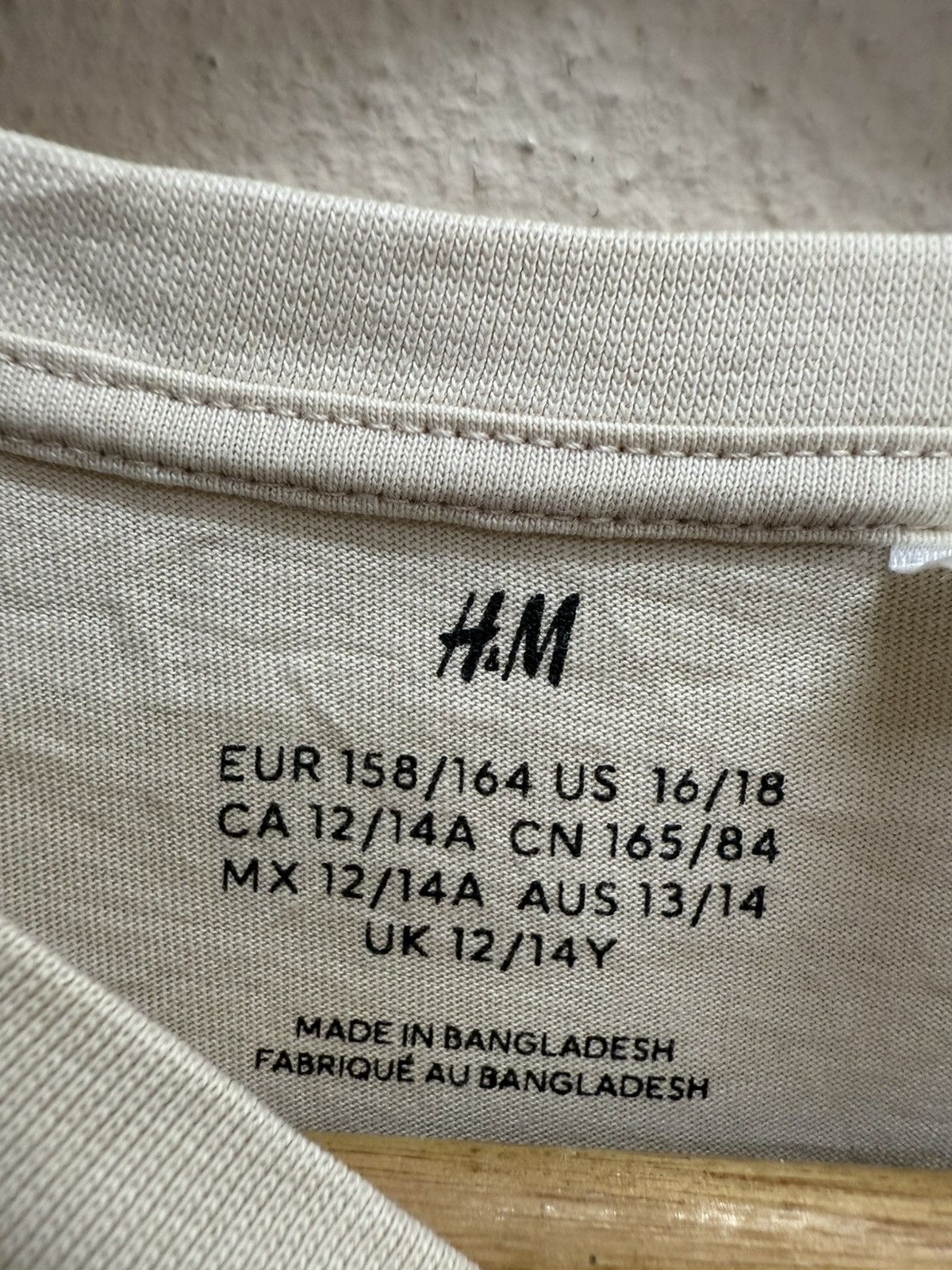 H&M H&M Universal Studios E.T Movie Tshirt Size US S / EU 44-46 / 1 - 6 Thumbnail