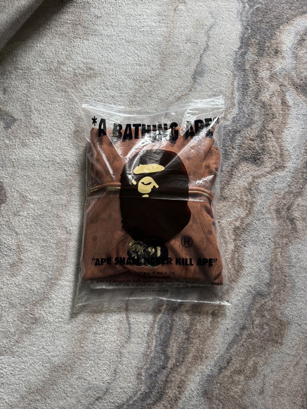 Bape × MCM BAPE x MCM Year of the Dragon Shark Pullover Hoodie - Brown Size US L / EU 52-54 / 3 - 8 Thumbnail