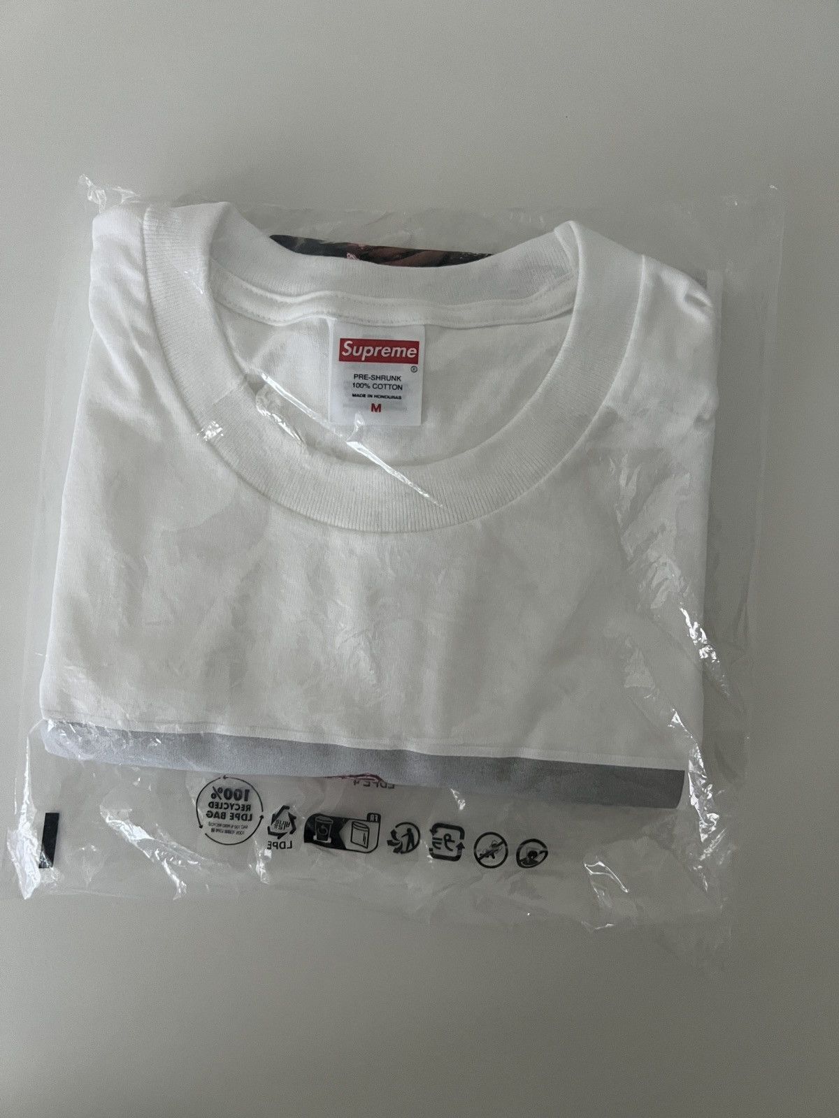 Supreme playboicarti Supreme Tee Size US M / EU 48-50 / 2 - 2 Thumbnail