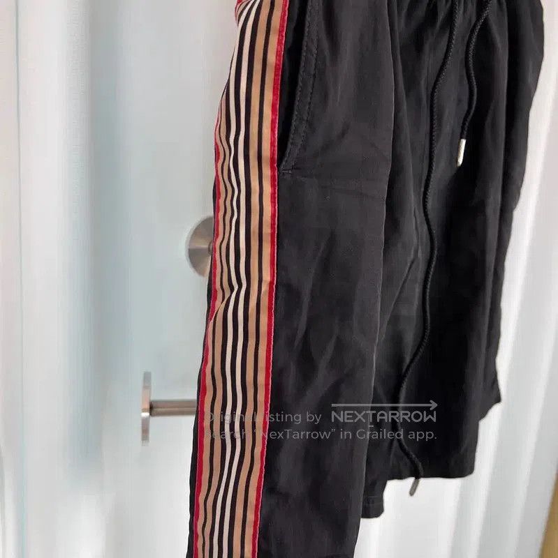 Burberry Burberry Black Men's Casual Shorts. Size US 32 / EU 48 - 6 Thumbnail