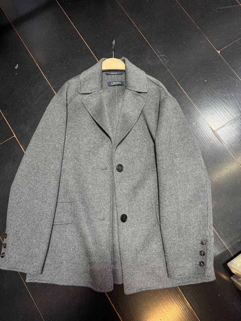 Max Mara Max Mara Grey wool coat Size XS / US 0-2 / IT 36-38 - 1 Thumbnail