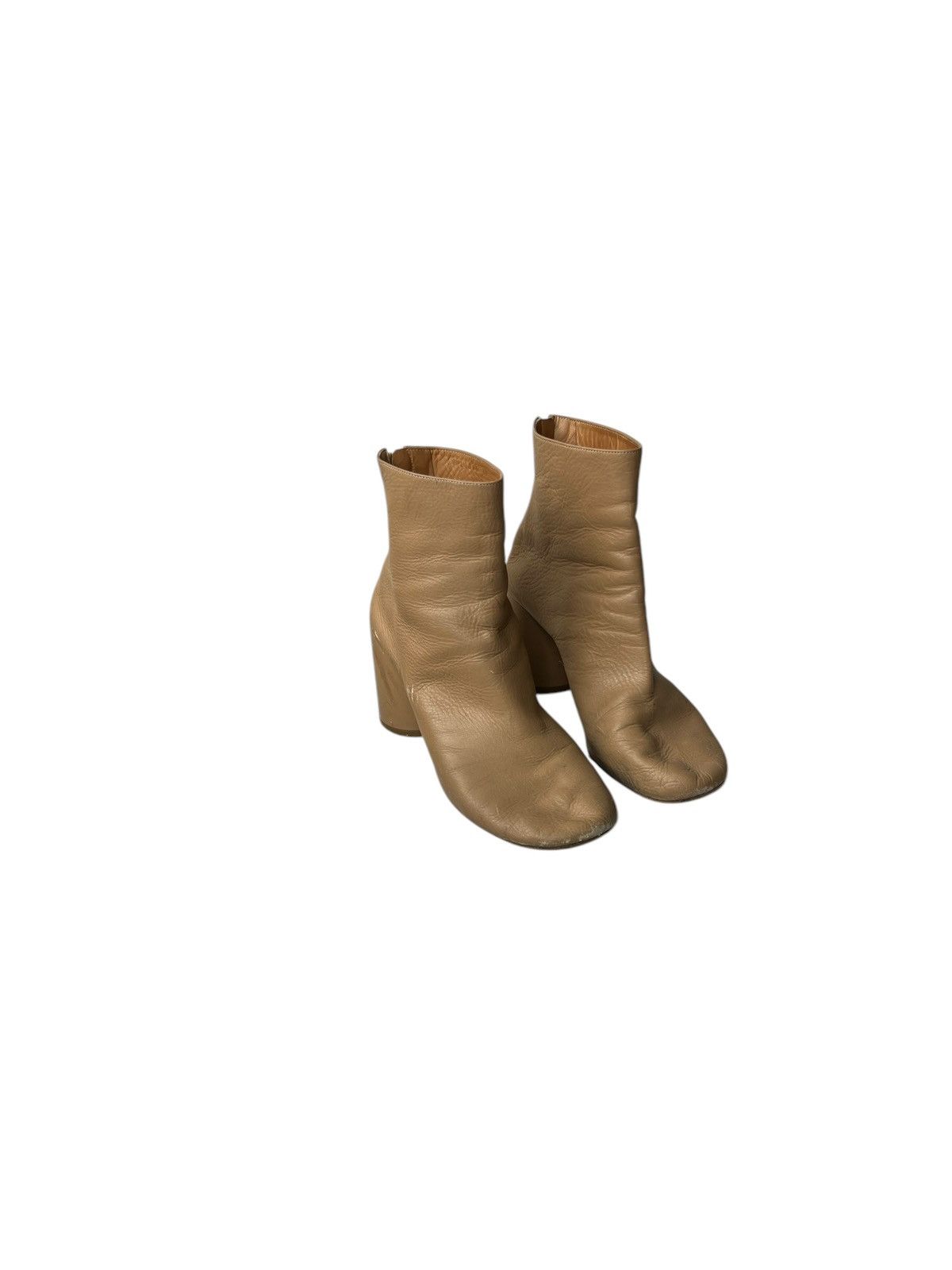 Maison Margiela ankle boots (Tabi Ankle Boots).