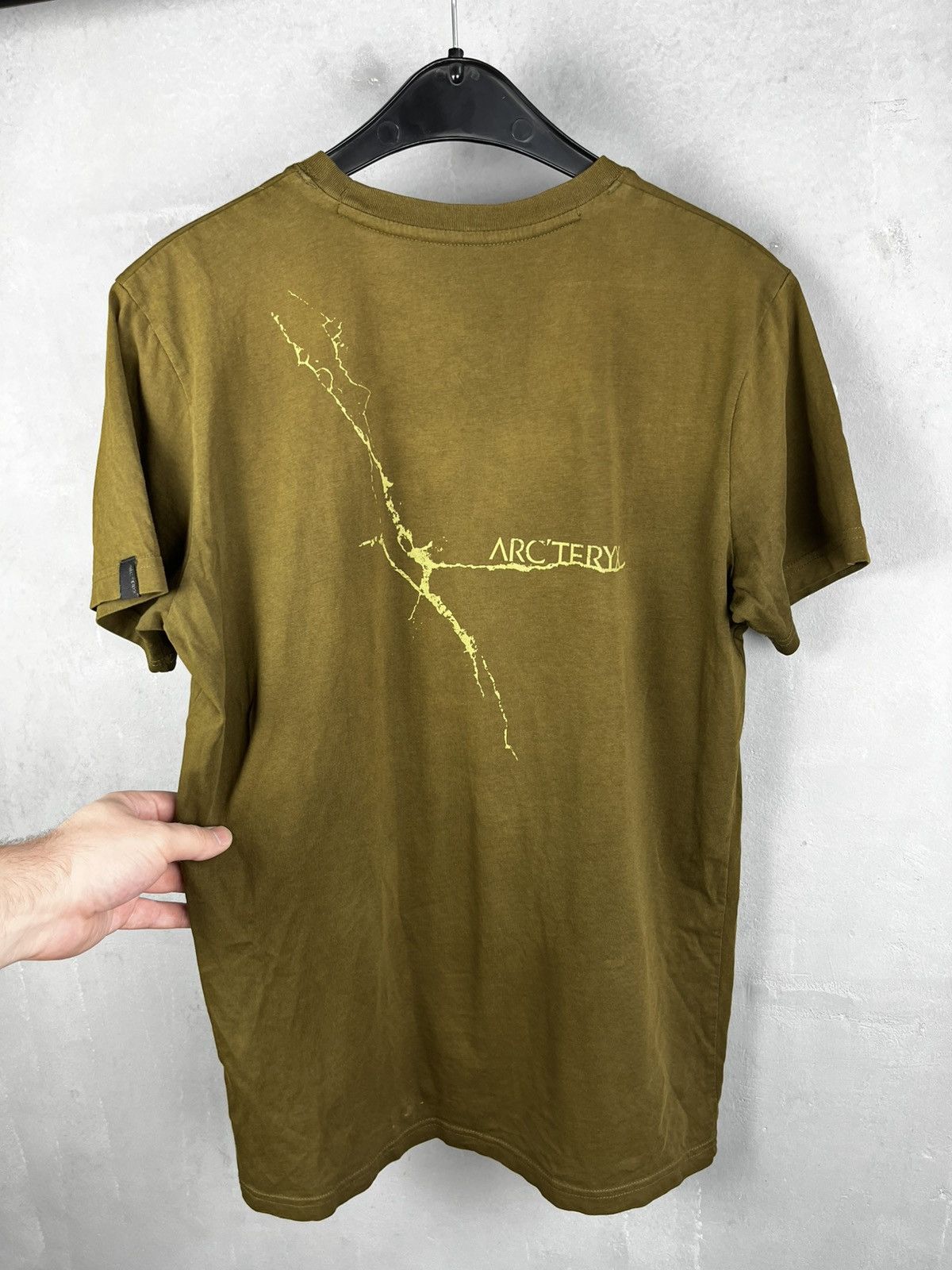 Arc'teryx Arcteryx t shirt size m Size US M / EU 48-50 / 2 - 6 Thumbnail