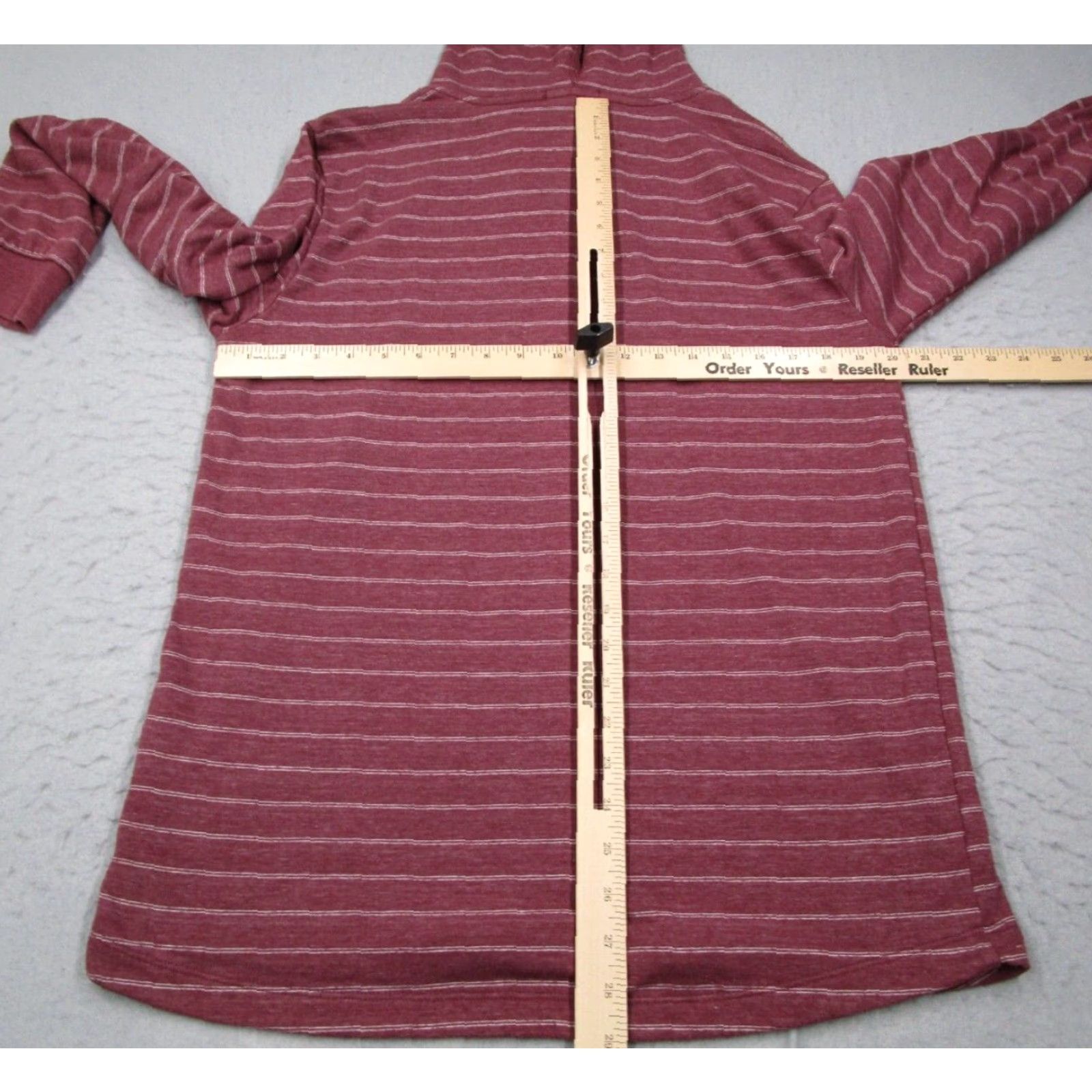 Marine Layer Marine Layer Hoodie Mens Medium Red Pullover Beach Active Work Shirt Pullover Mens Red Stripe Hoodie, 90s? Size US M / EU 48-50 / 2 - 7 Thumbnail