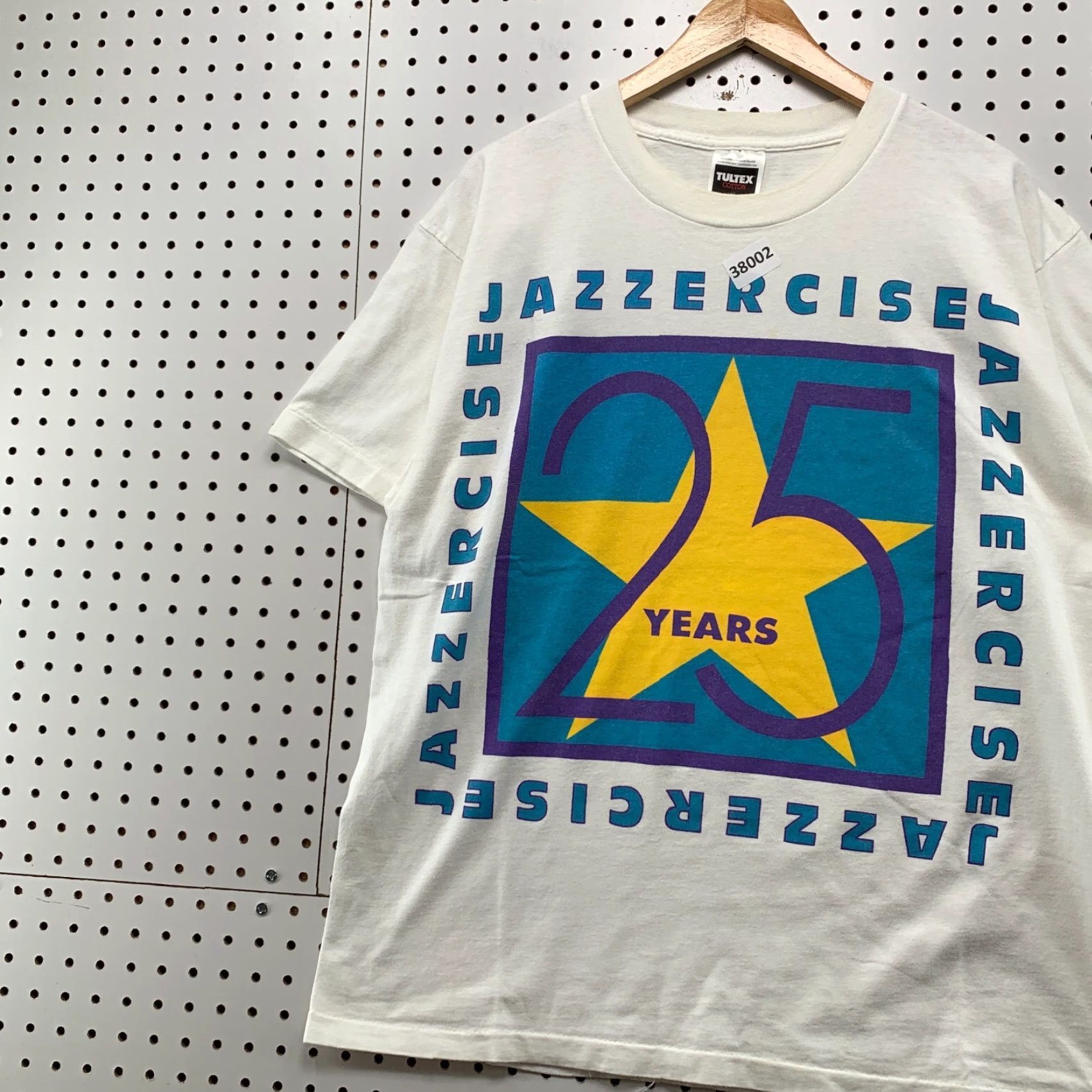 Tultex VINTAGE 90s Jazz Exercise Shrit Men XL White Single Stitch Made USA 25 Years Size US XL / EU 56 / 4 - 3 Thumbnail