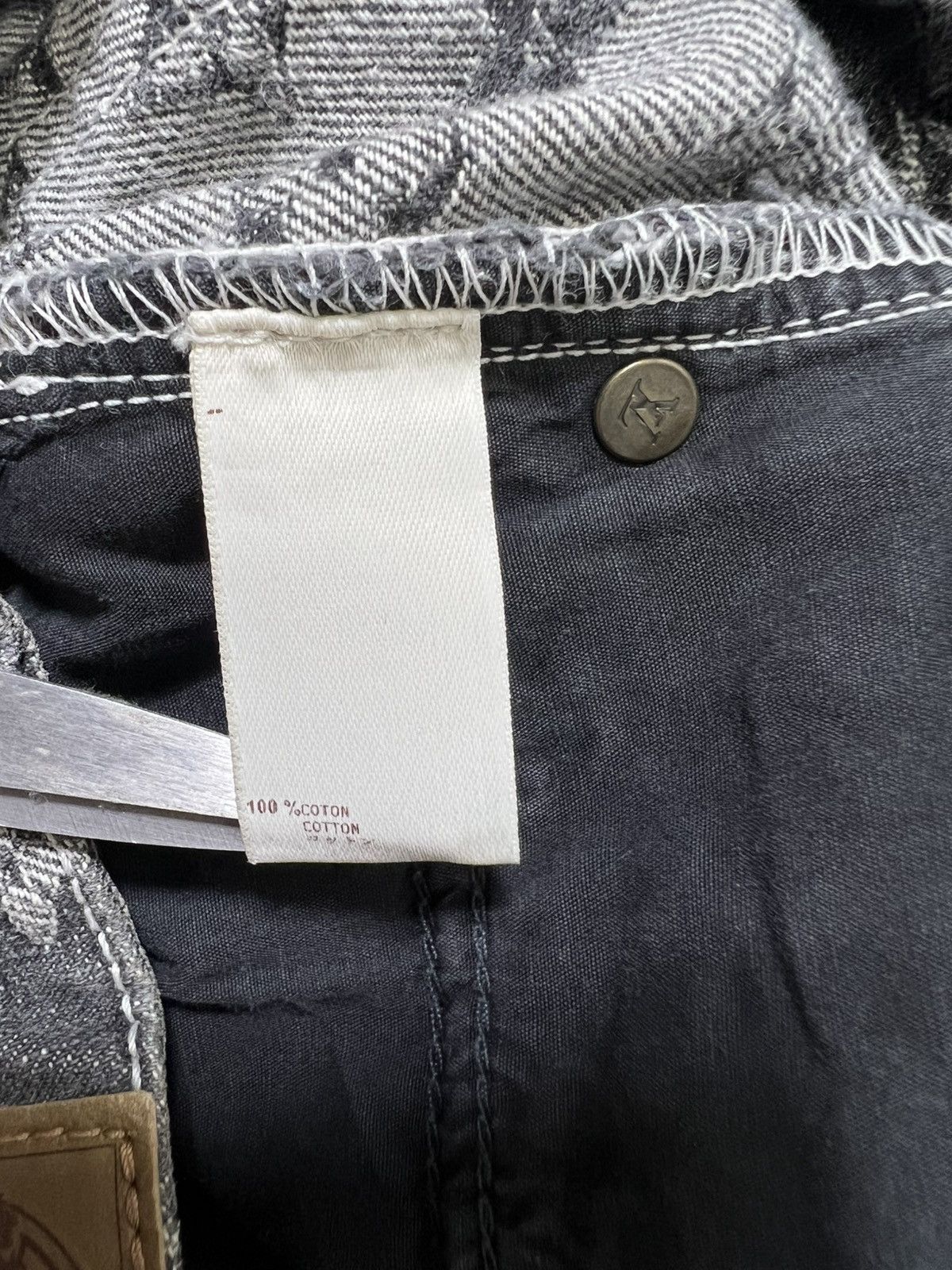 Louis Vuitton Louis Vuitton - Marc Jacobs - Jacquard Monogram Denim Jeans Size 28" / US 6 / IT 42 - 21 Thumbnail