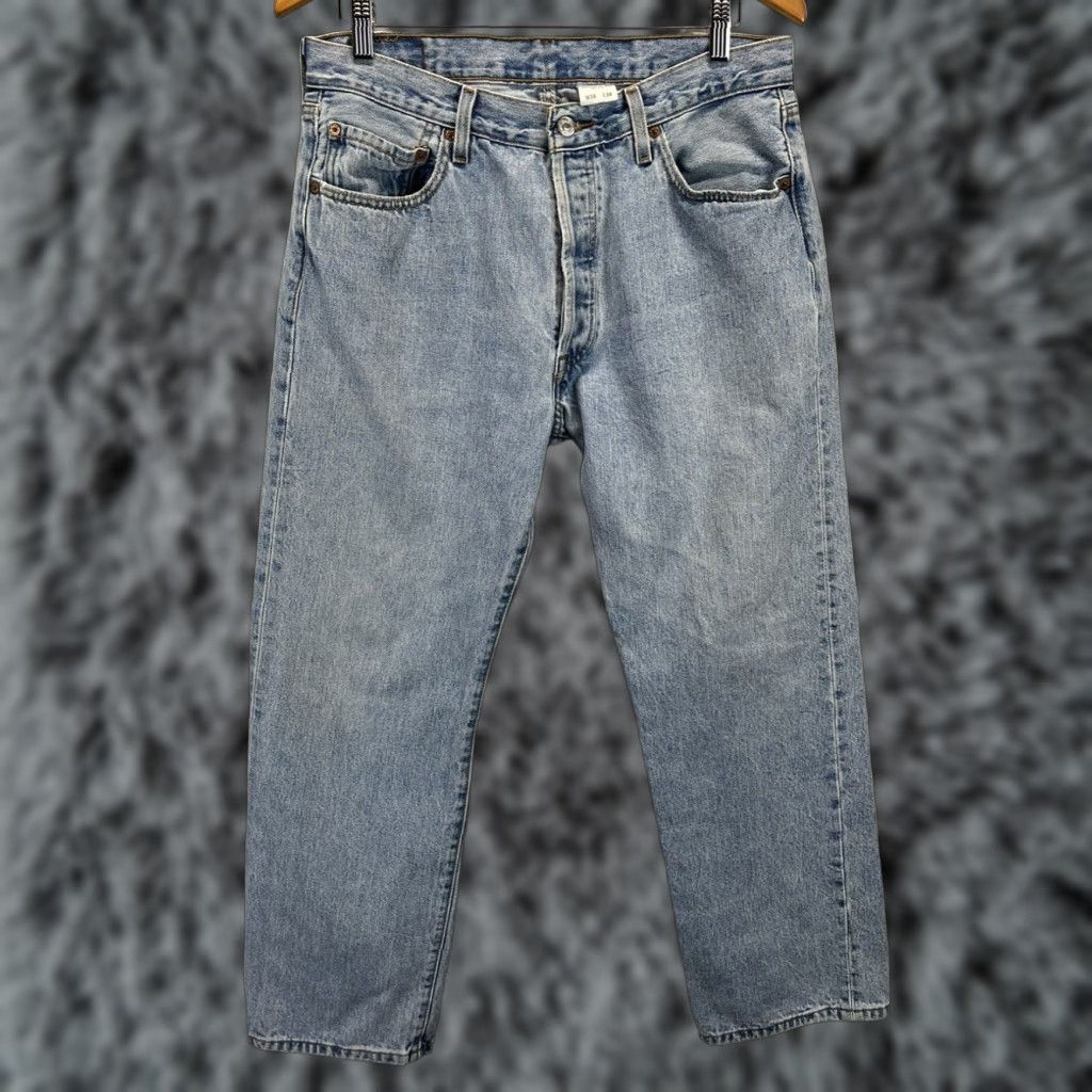 Levi's VINTAGE Levi's 501 Jeans Mens Regular 36 x 30 Straight Red Cotton Size US 36 / EU 52 - 1 Thumbnail