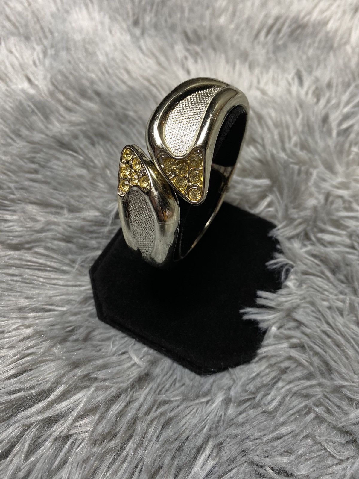 Jewelry Silver Bangle with Yellow Crystals | Japanese Brand Size ONE SIZE - 3 Thumbnail