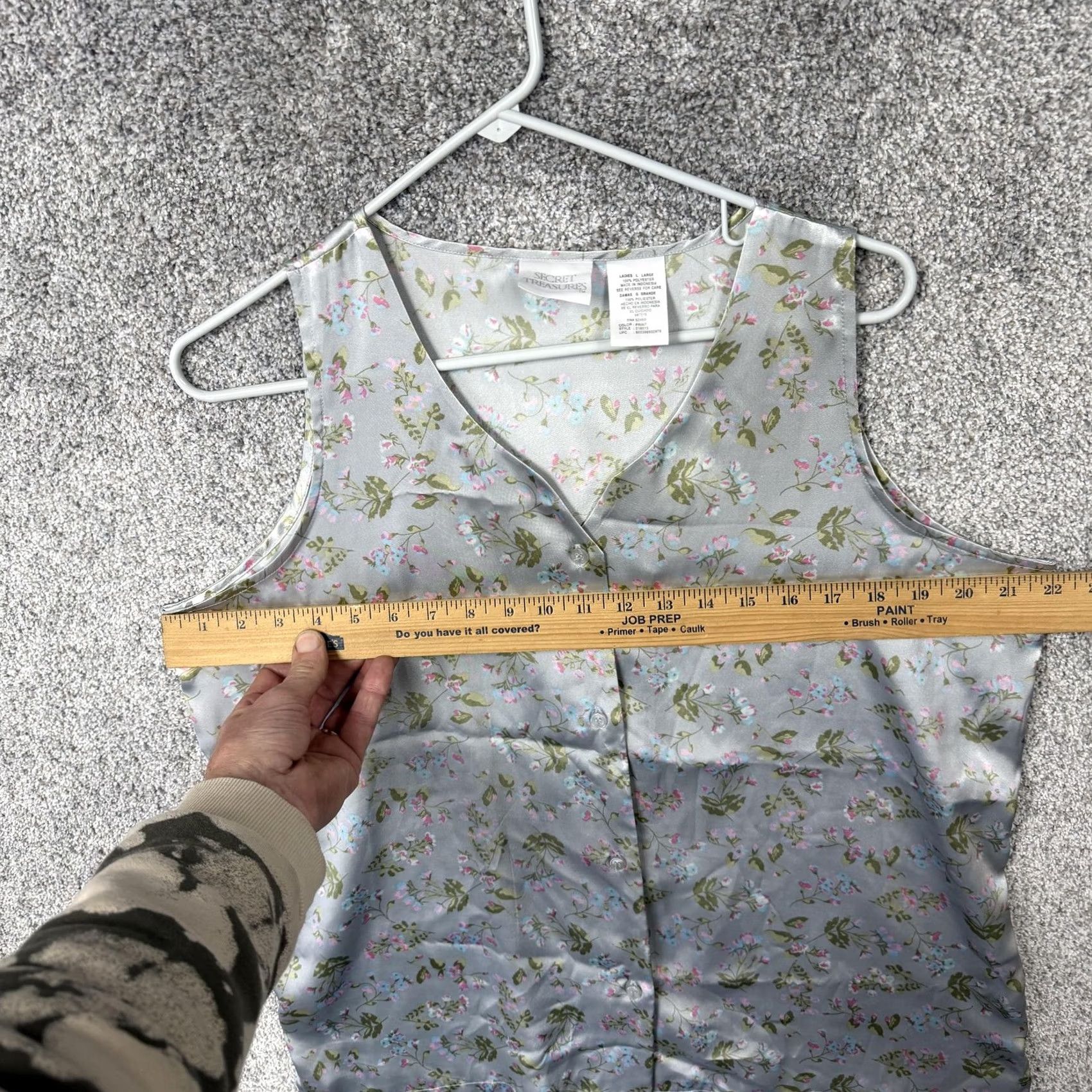 Vintage VINTAGE Secret Treasures Pajama Set Satin Camisole Top & Shorts Floral Gray L Women Size ONE SIZE - 4 Thumbnail