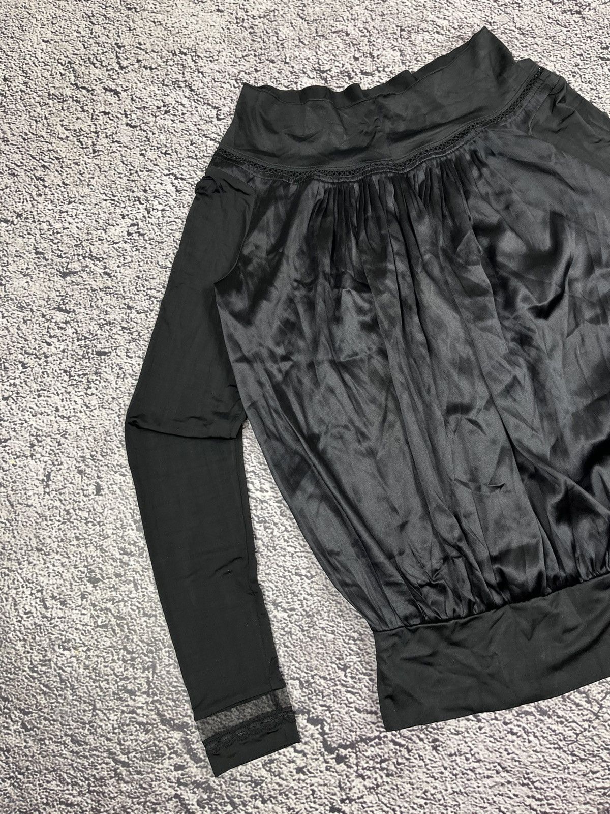 Gianfranco Ferre Archive Vintage Gianfranco Ferre Dior Era silk blouse gothic Size XS / US 0-2 / IT 36-38 - 8 Thumbnail