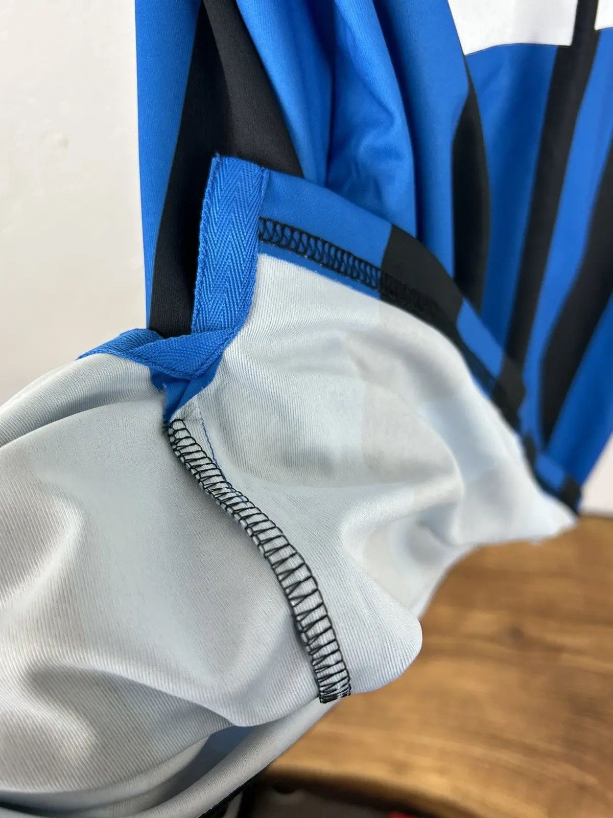 Vintage Vintage Uhlsport Inter Milan 1988/89 Home Kit Soccer Jersey Size US XXL / EU 58 / 5 - 9 Thumbnail